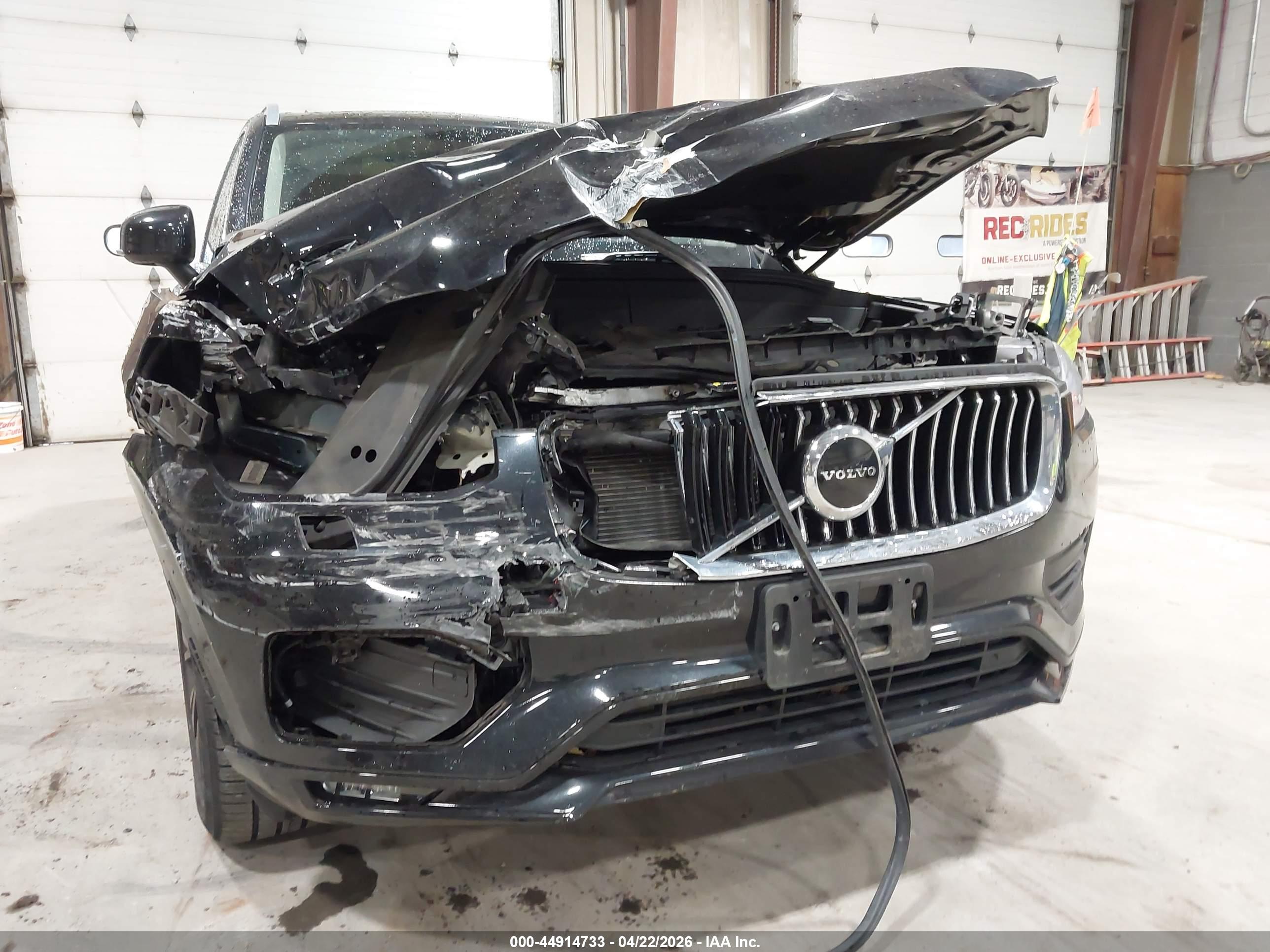 VOLVO XC90 image 6