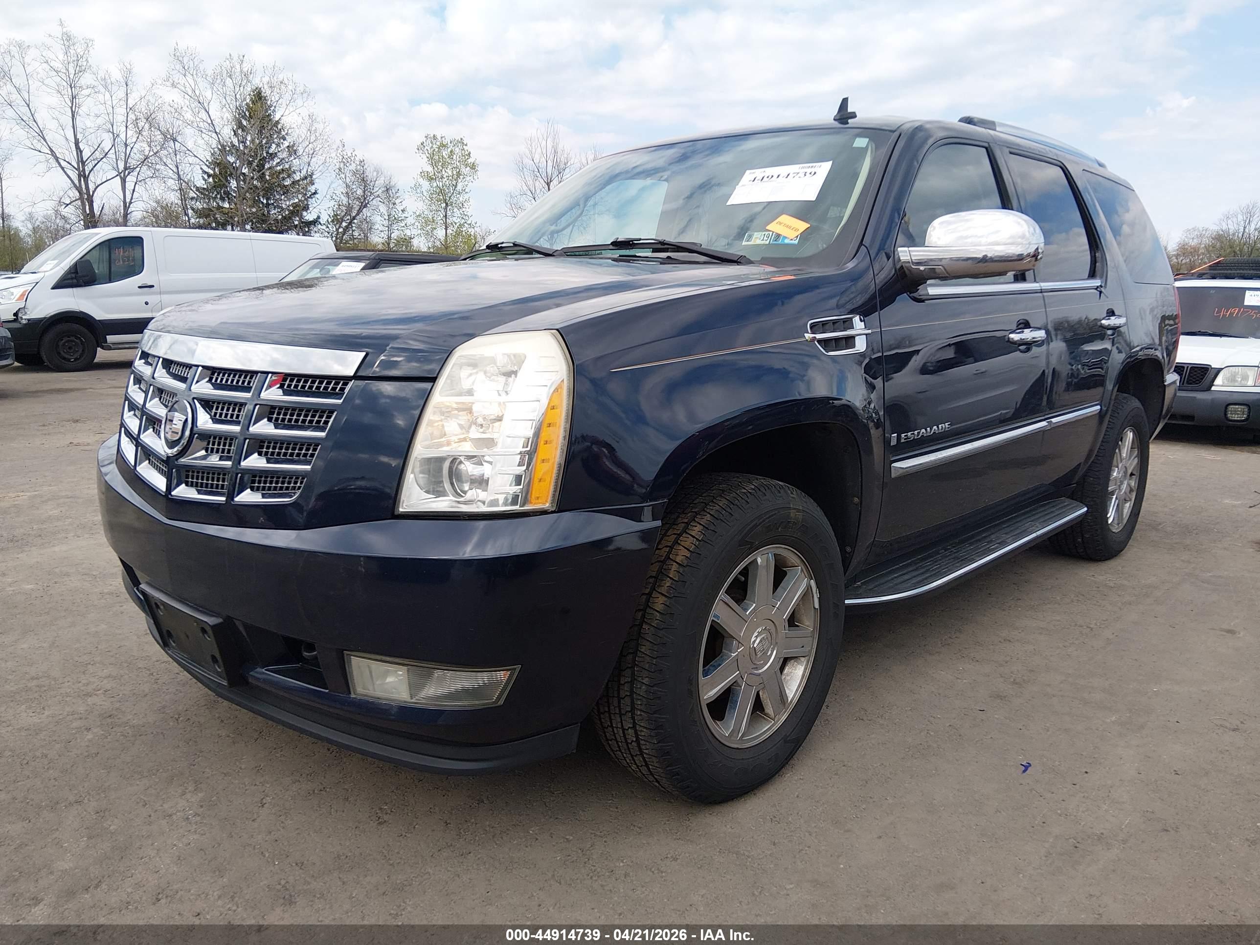 CADILLAC ESCALADE image 2