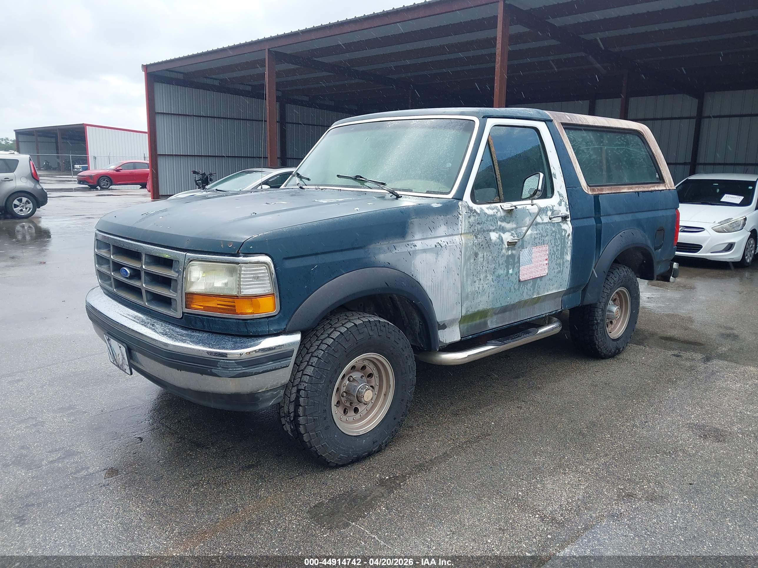FORD BRONCO image 2