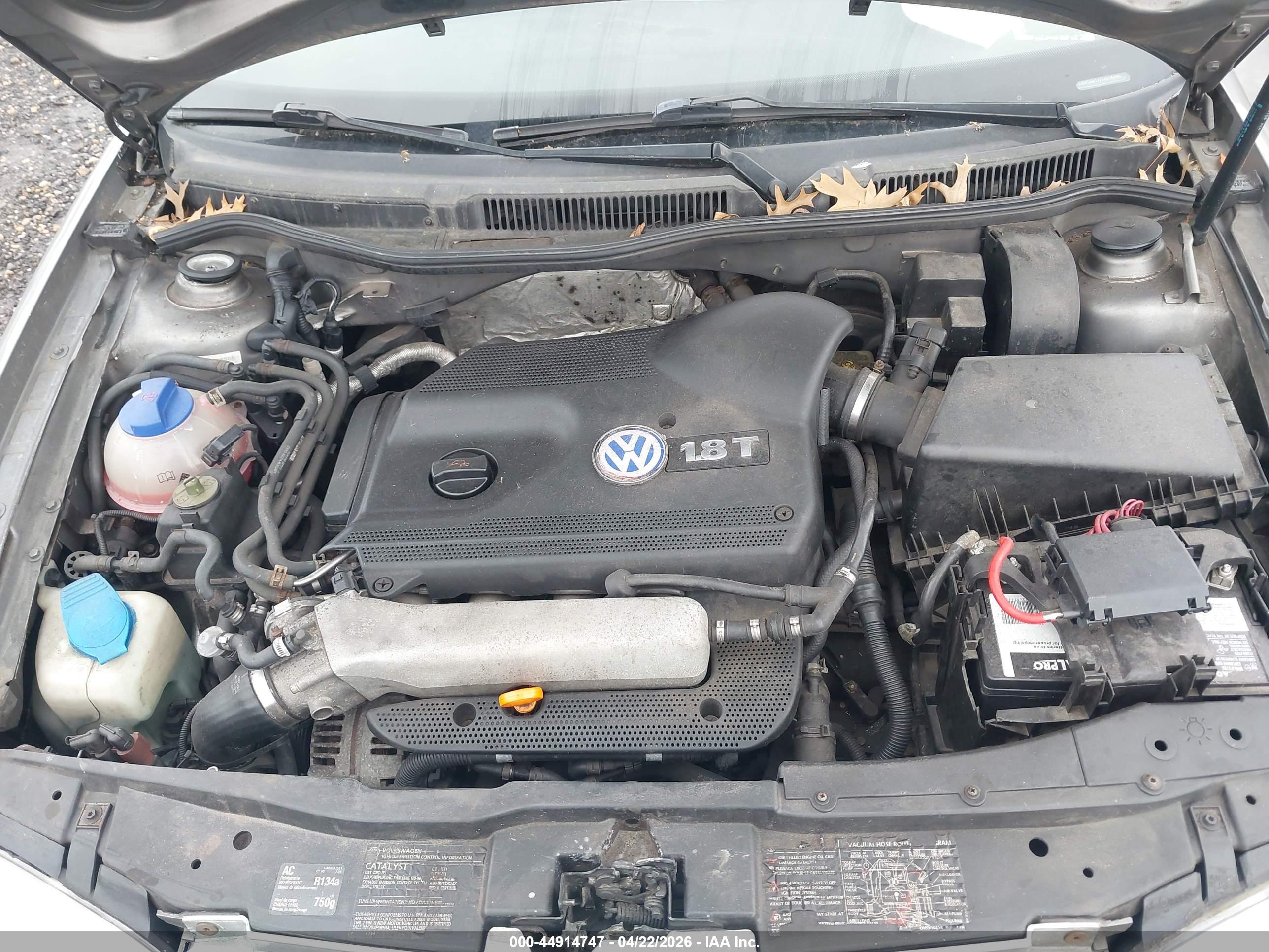 VOLKSWAGEN GTI image 10