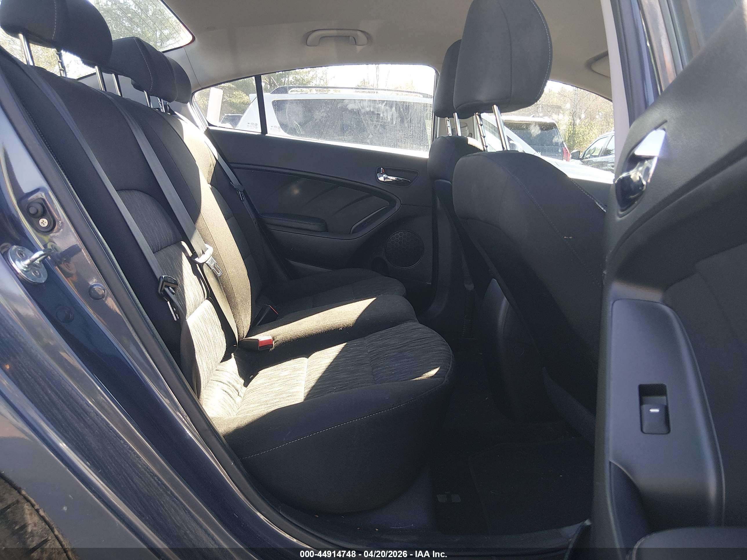 KIA FORTE image 8