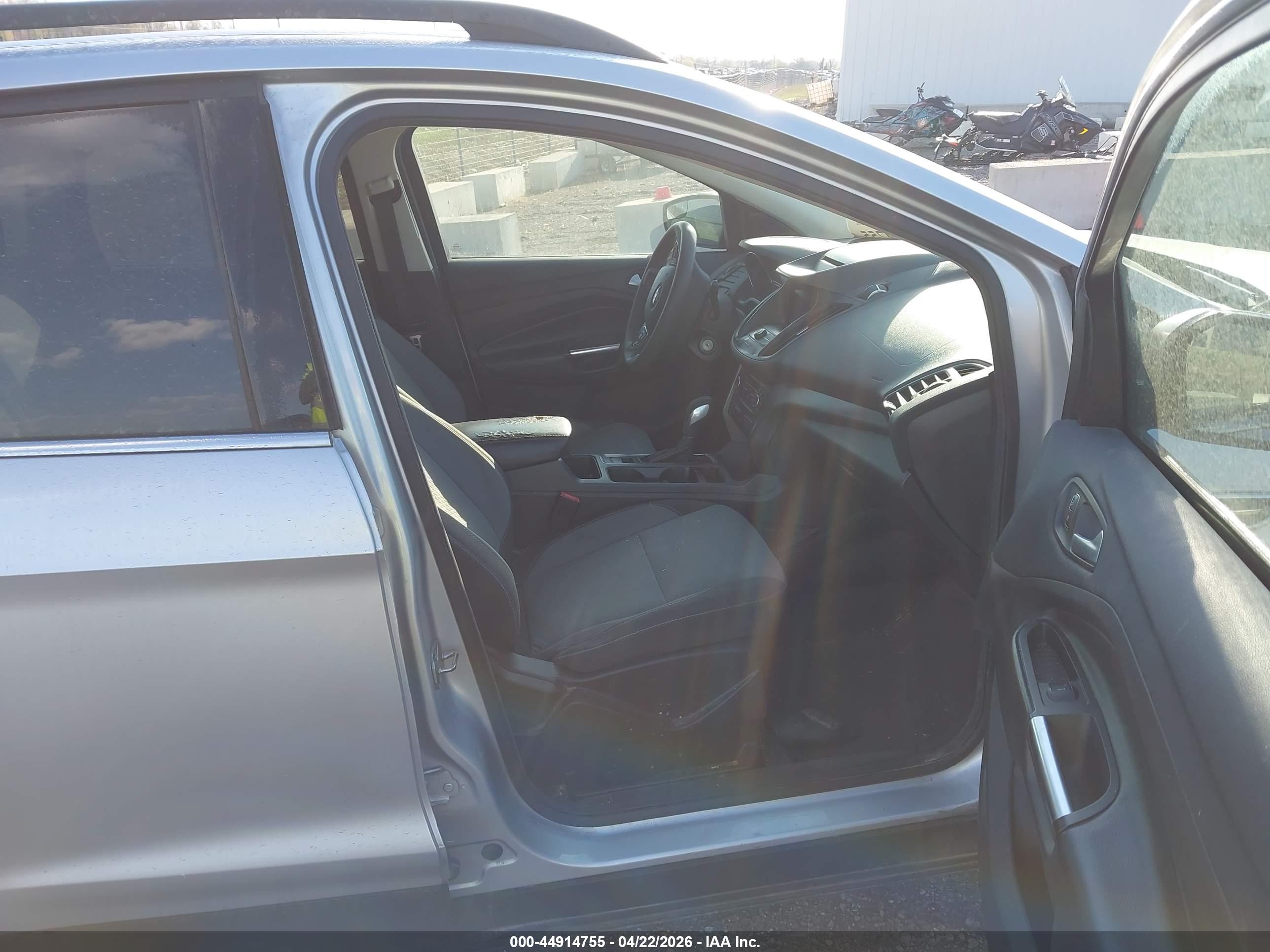 FORD ESCAPE image 5