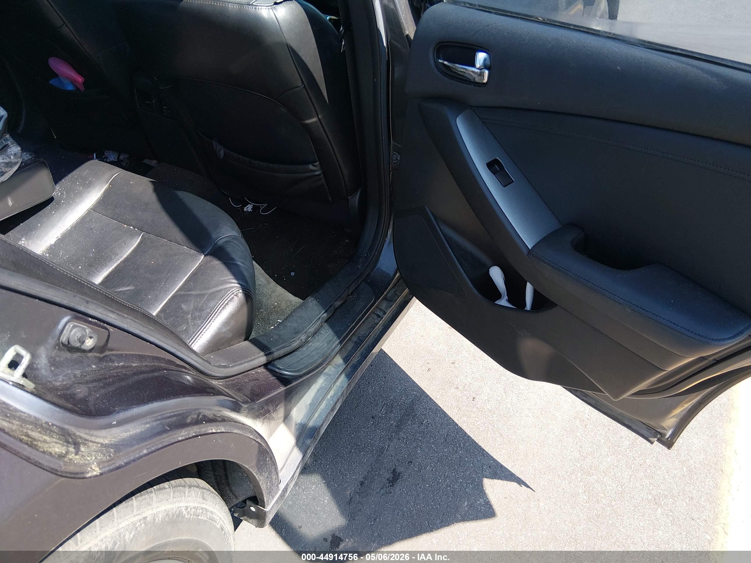 NISSAN ALTIMA image 8