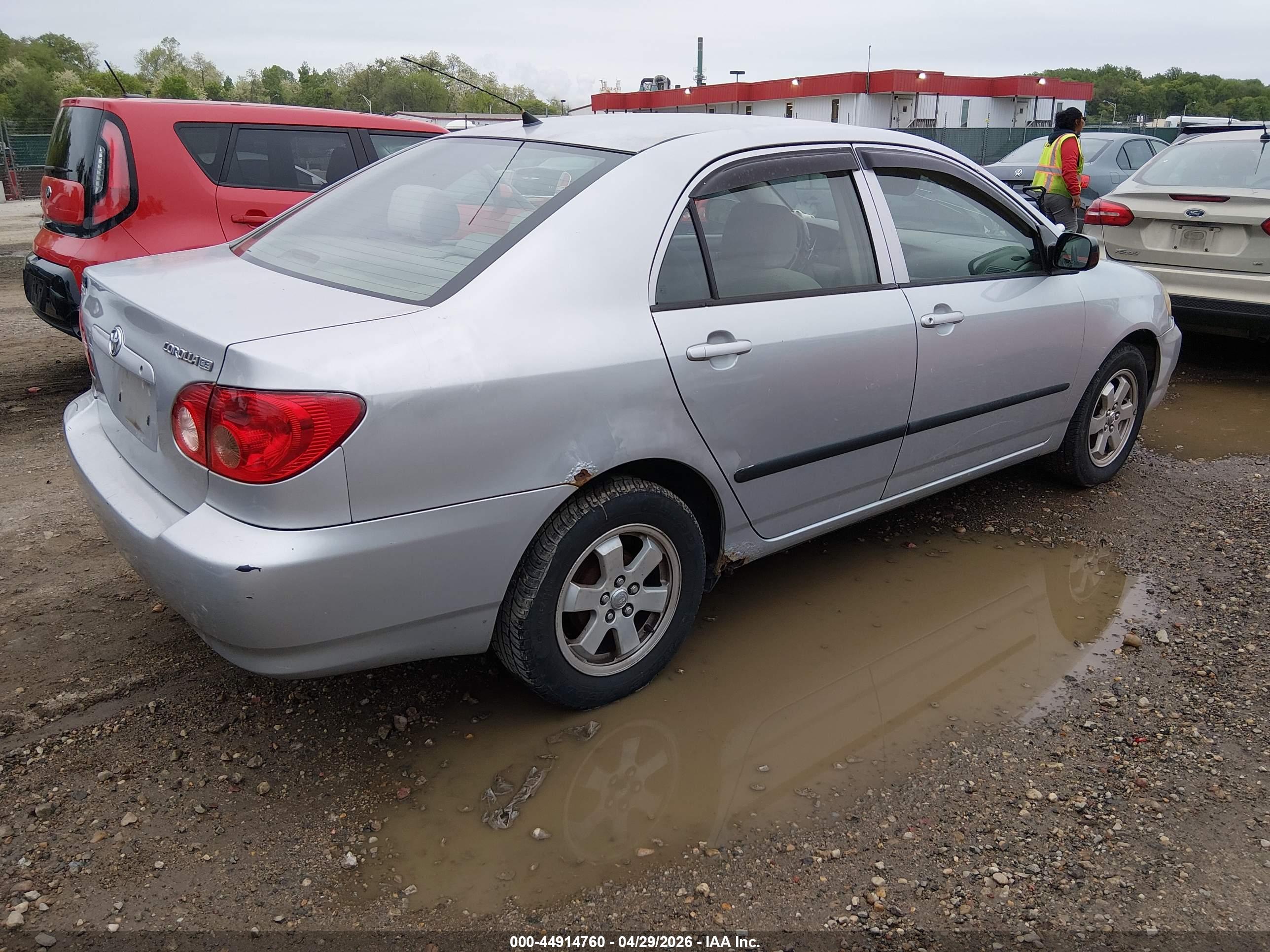 TOYOTA COROLLA image 4