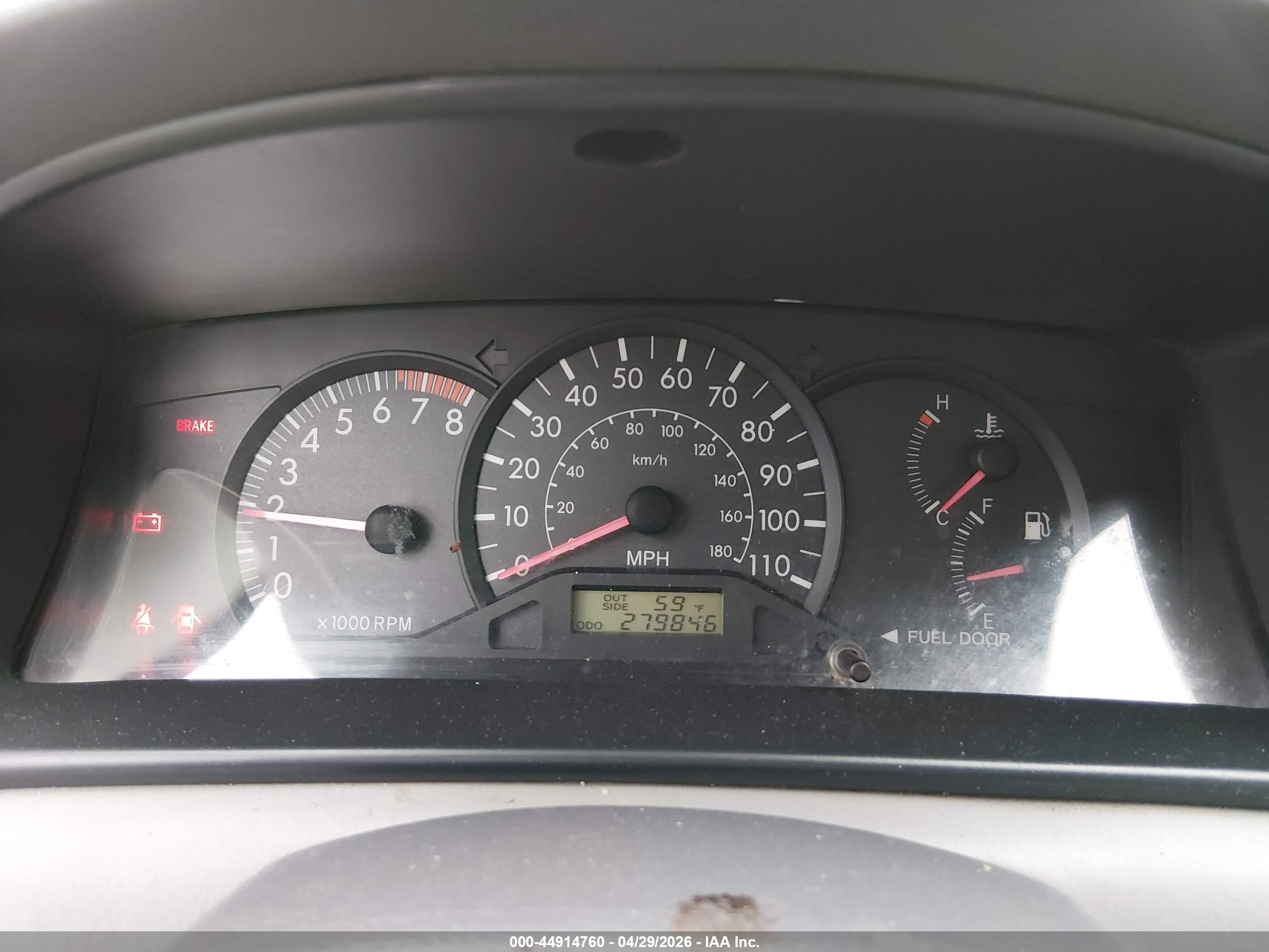 TOYOTA COROLLA image 7