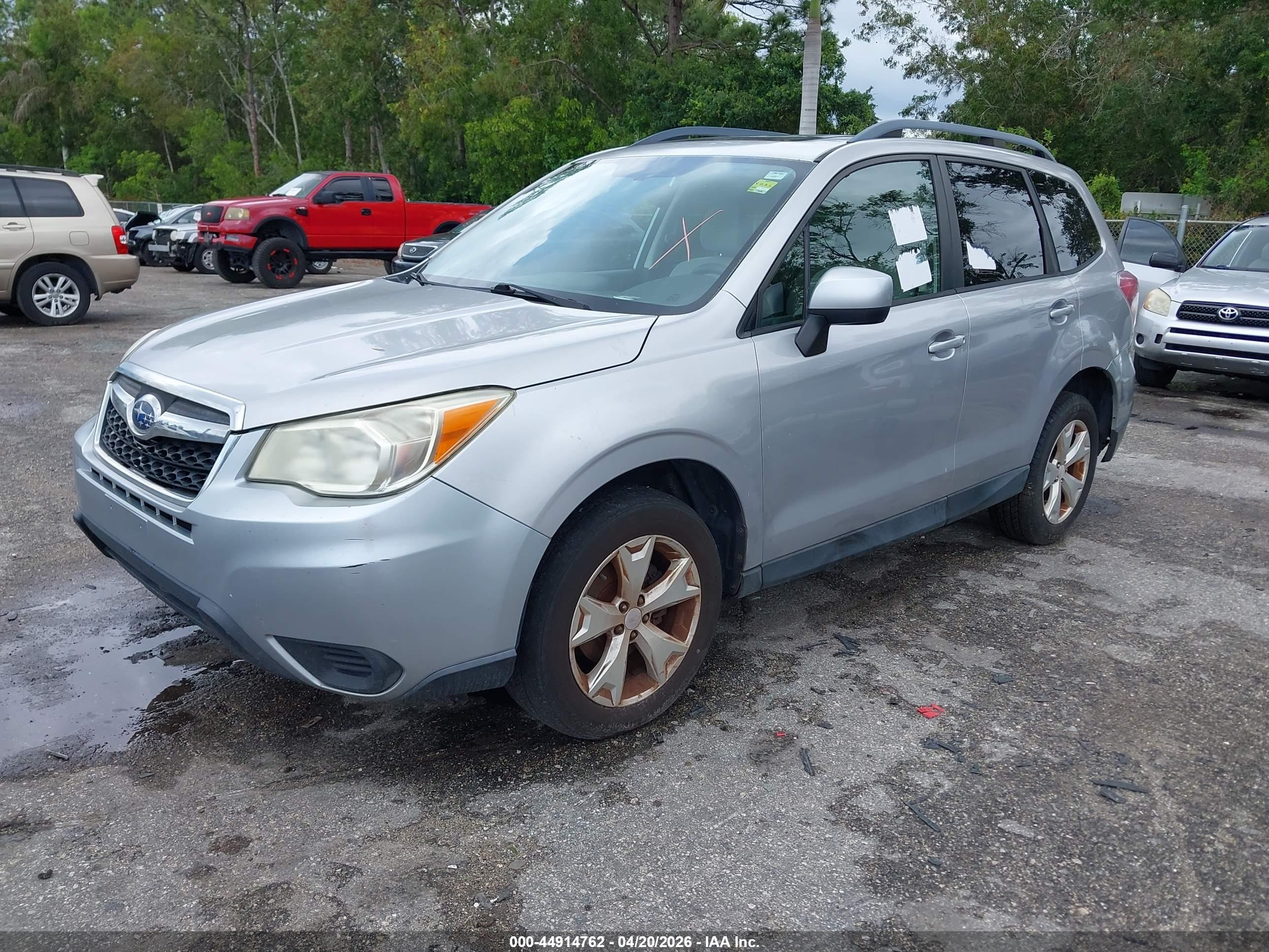SUBARU FORESTER image 2