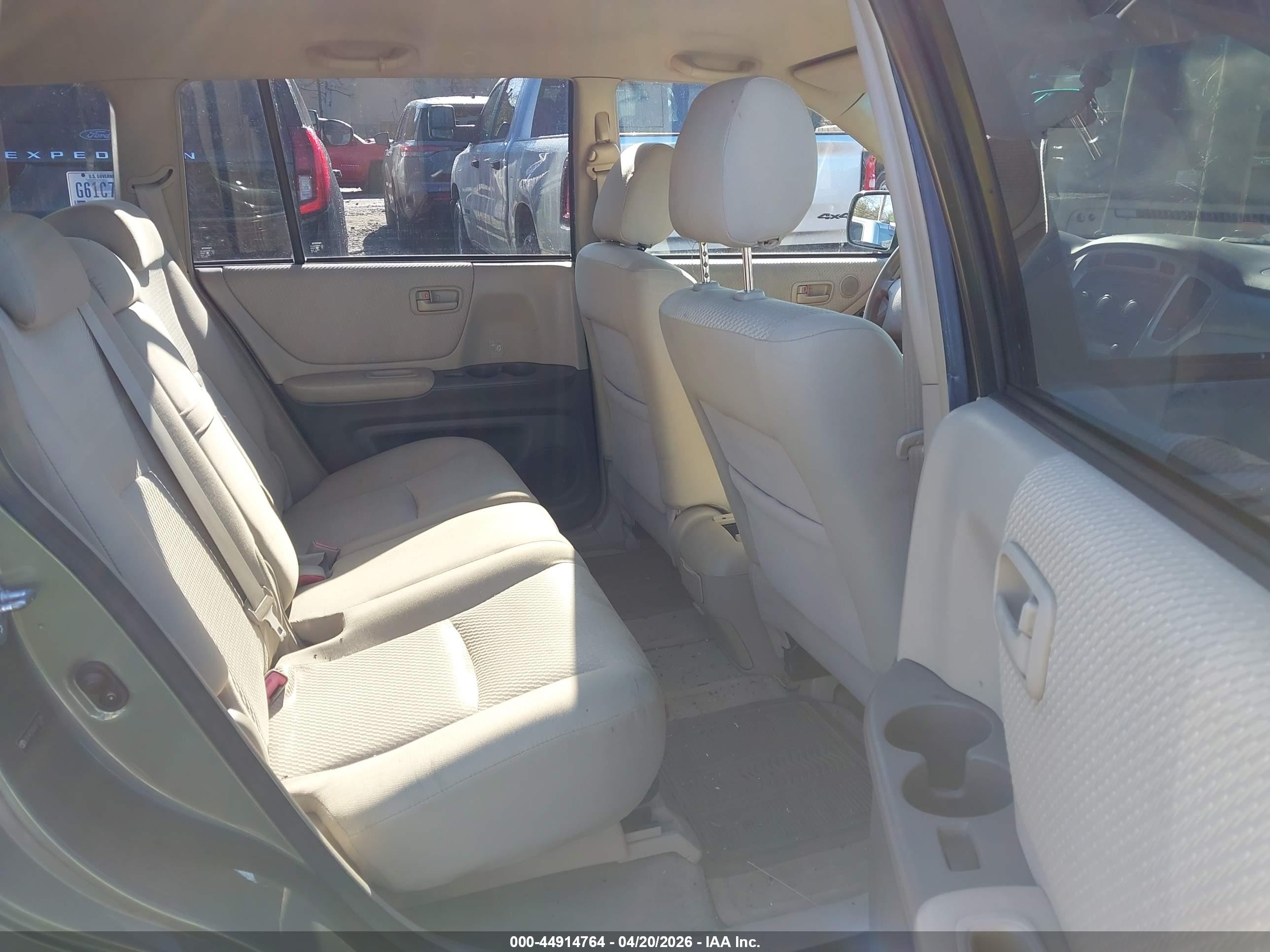 TOYOTA HIGHLANDER image 8