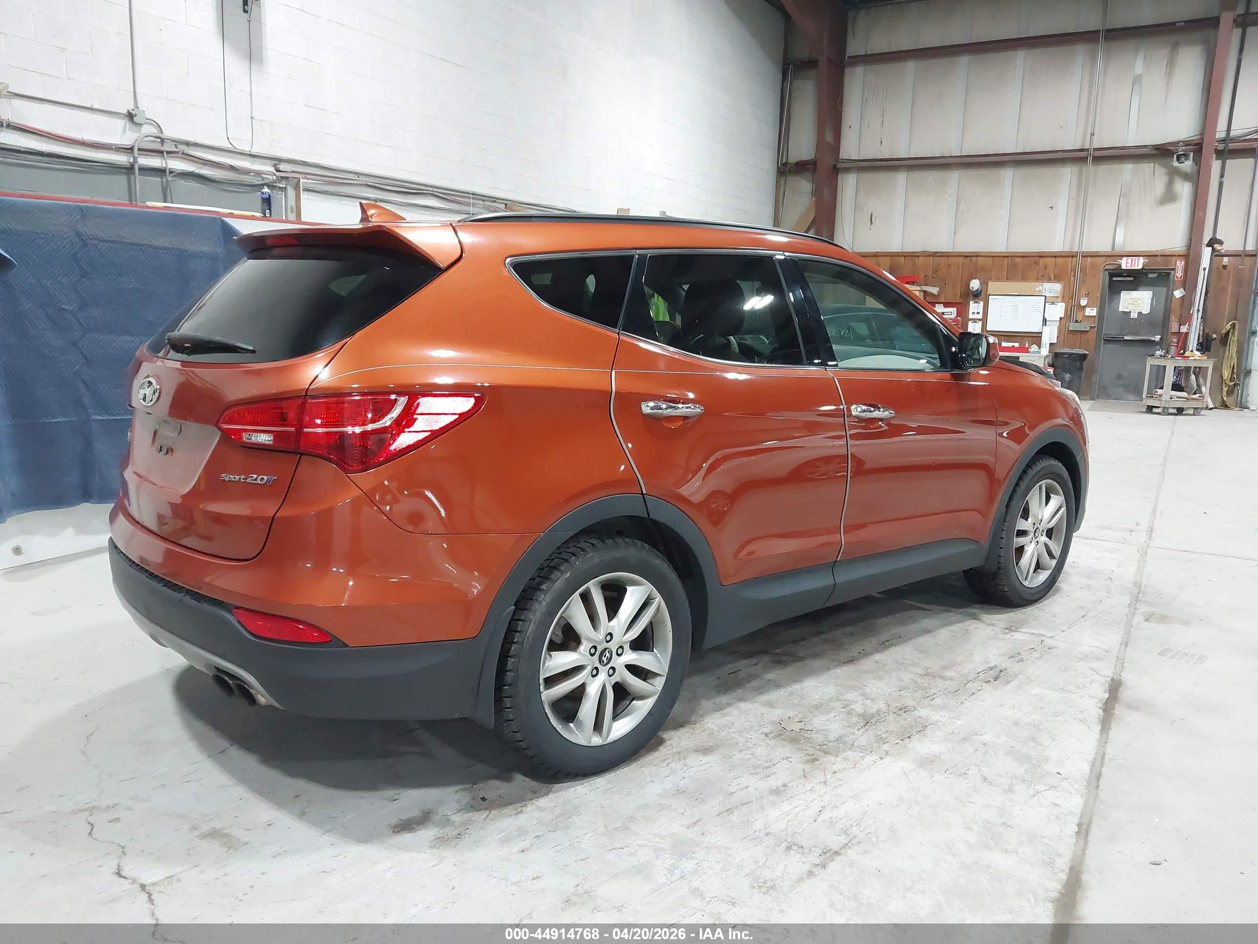 HYUNDAI SANTA image 4