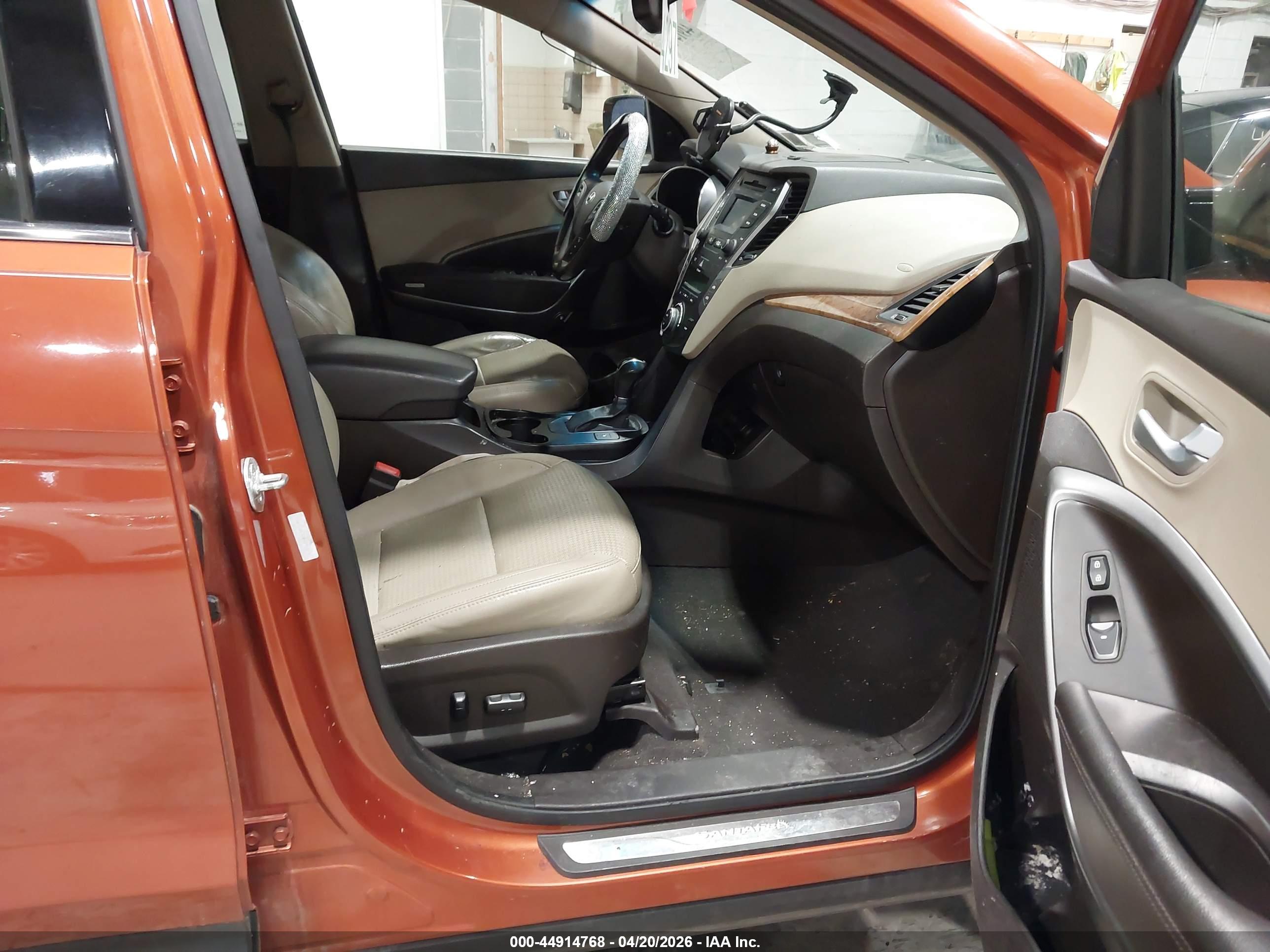 HYUNDAI SANTA image 5