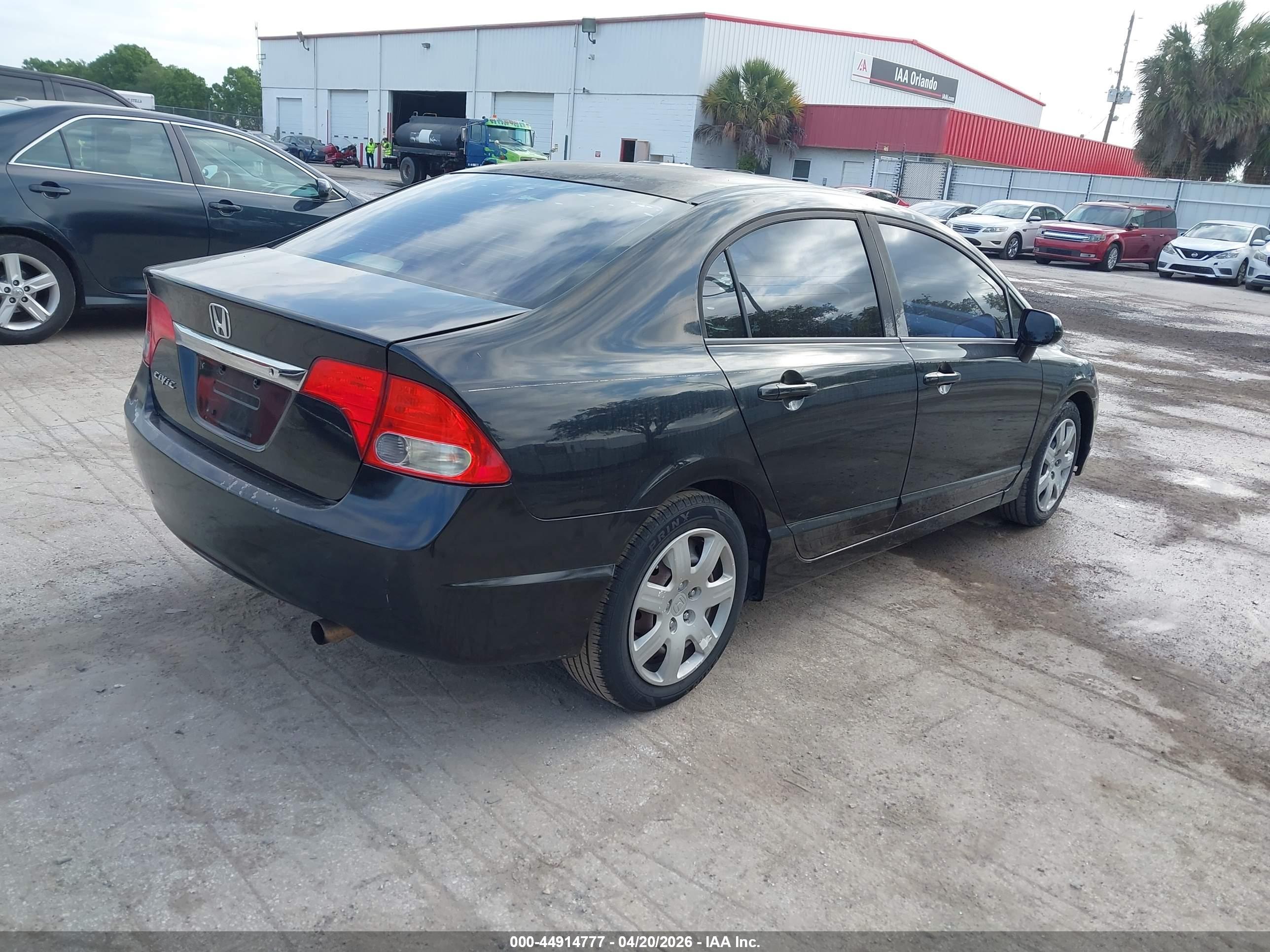 HONDA CIVIC image 4