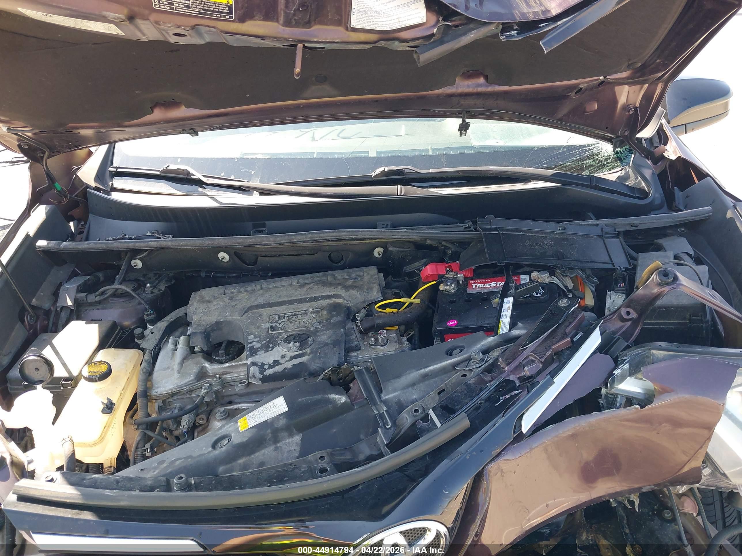 TOYOTA RAV4 image 10