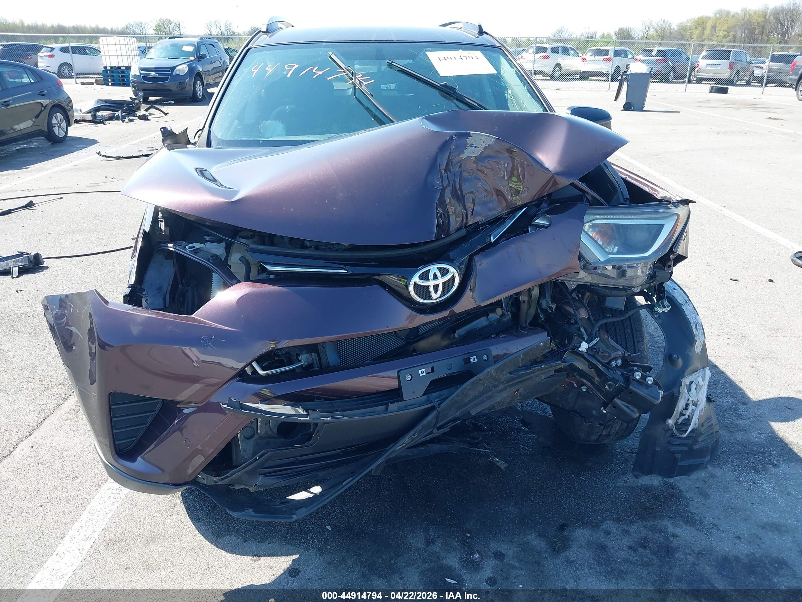 TOYOTA RAV4 image 6