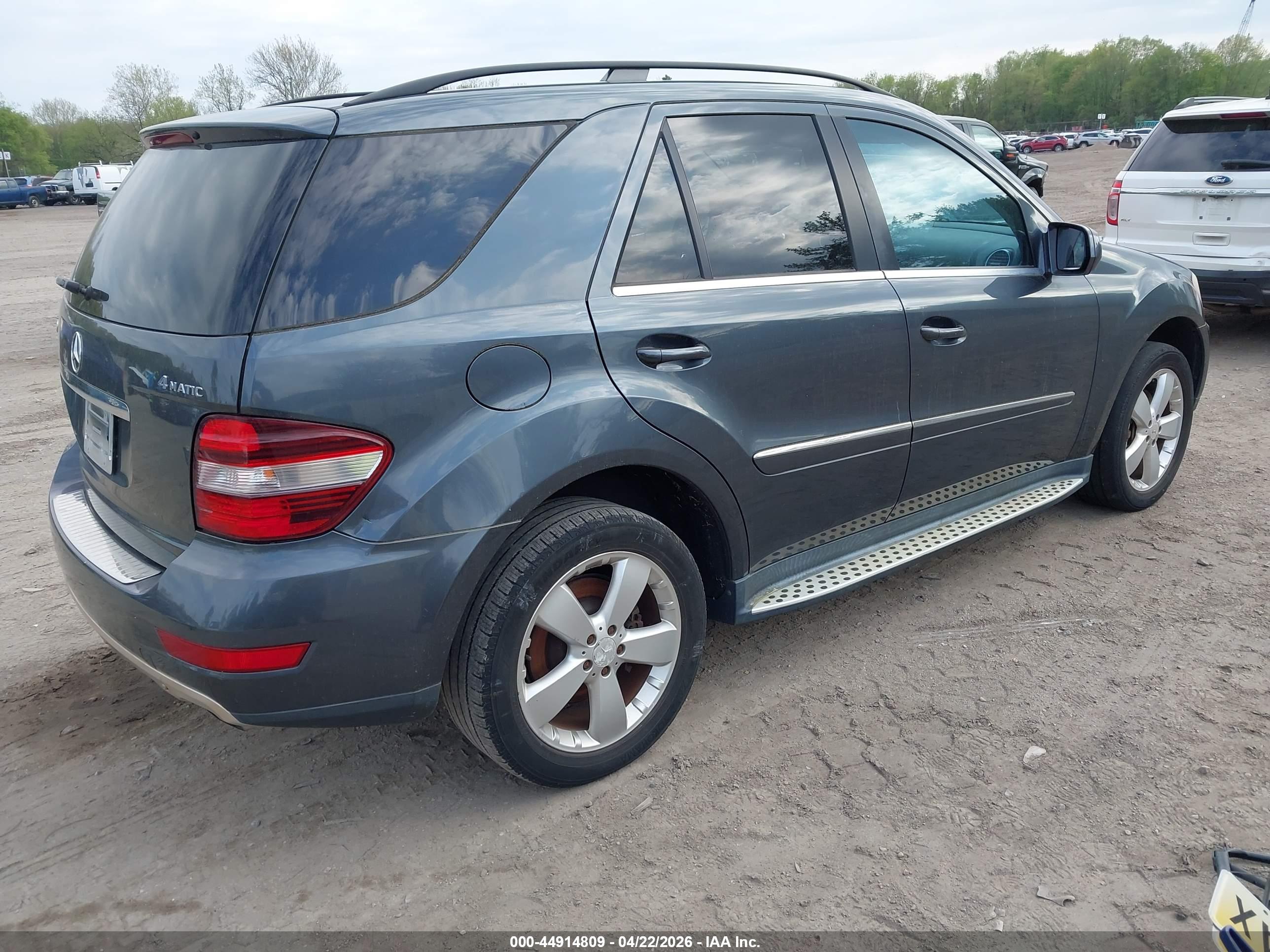 MERCEDES-BENZ ML image 4