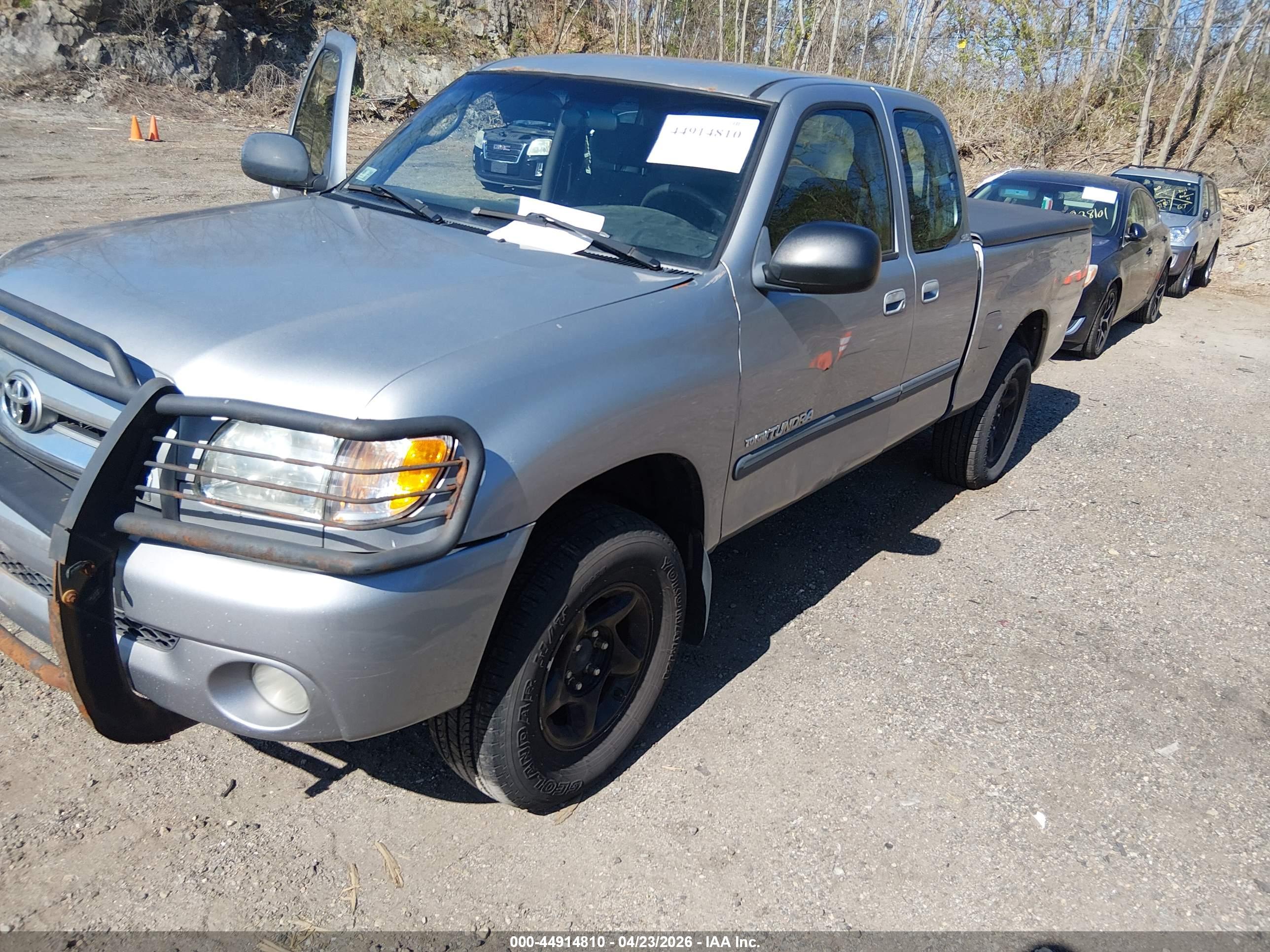 TOYOTA TUNDRA image 2