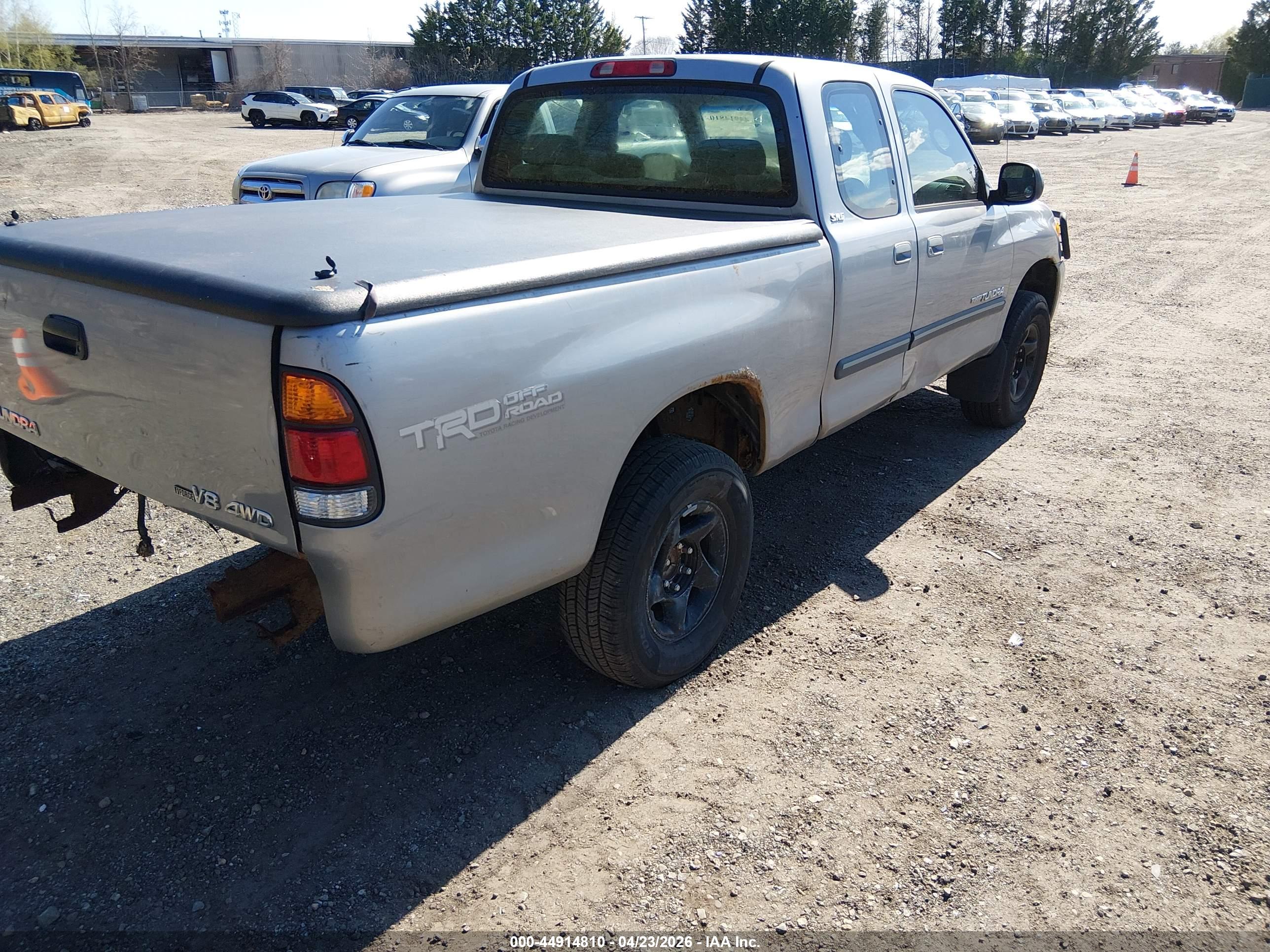 TOYOTA TUNDRA image 4
