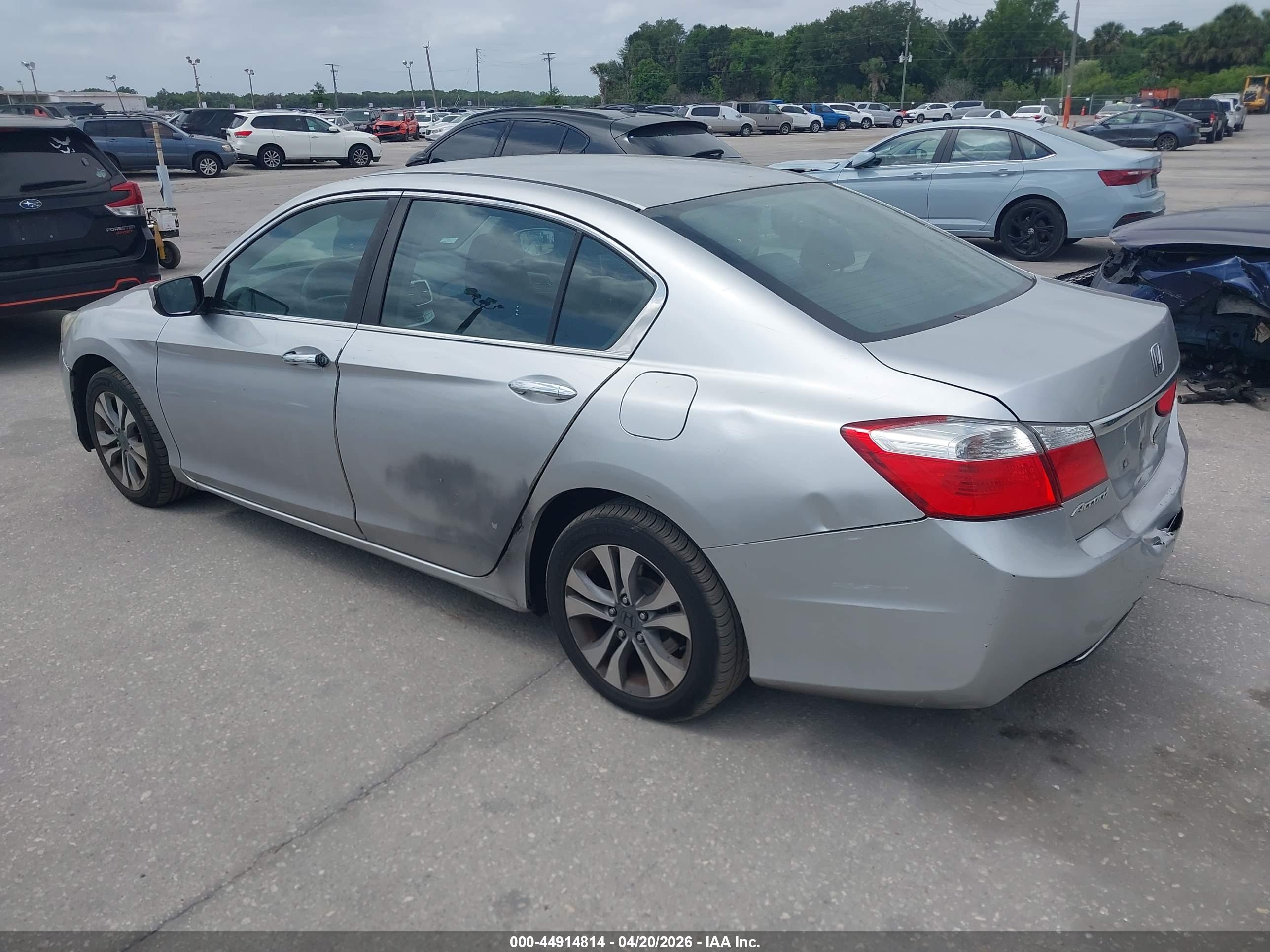 HONDA ACCORD image 3