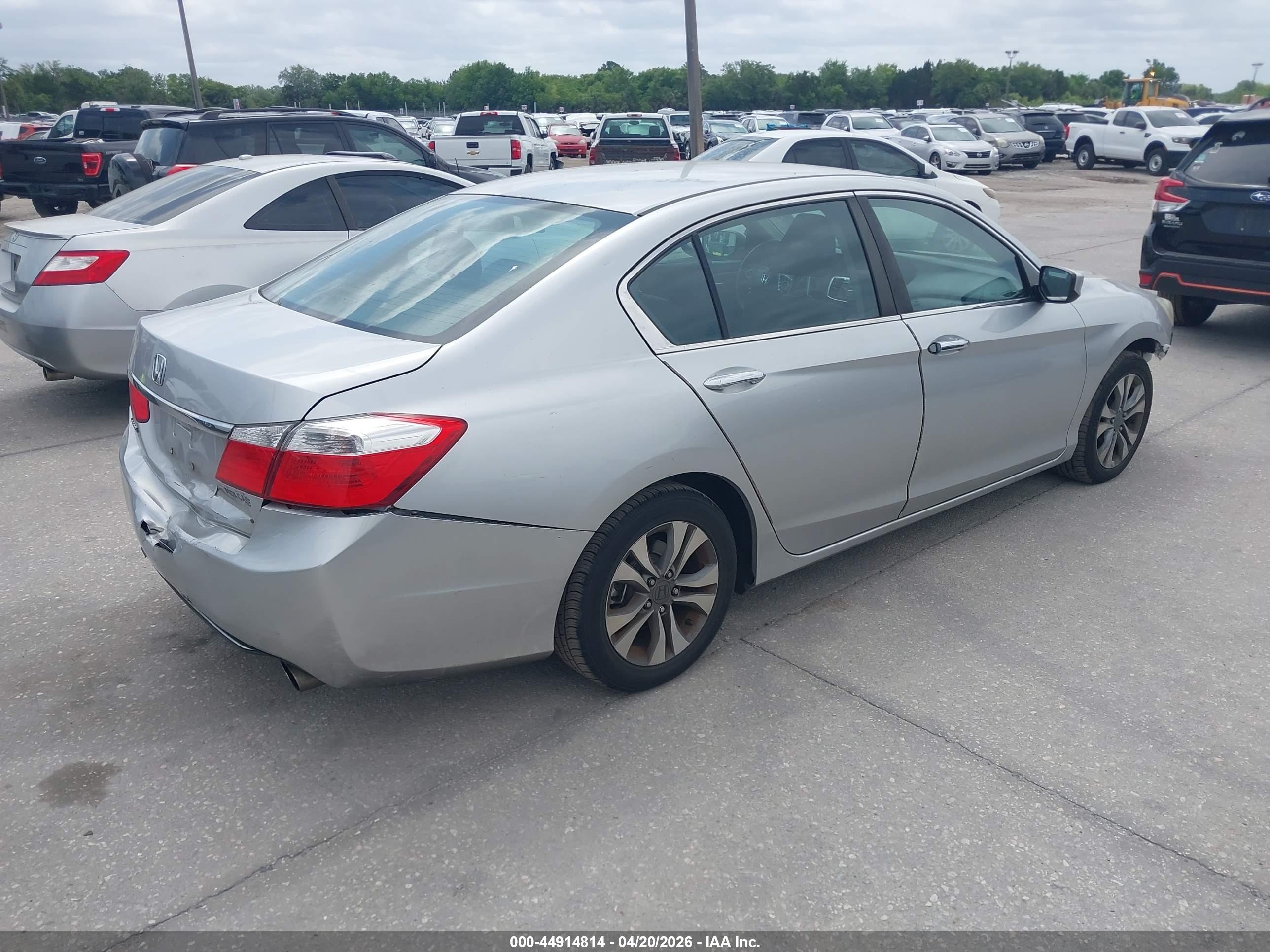 HONDA ACCORD image 4