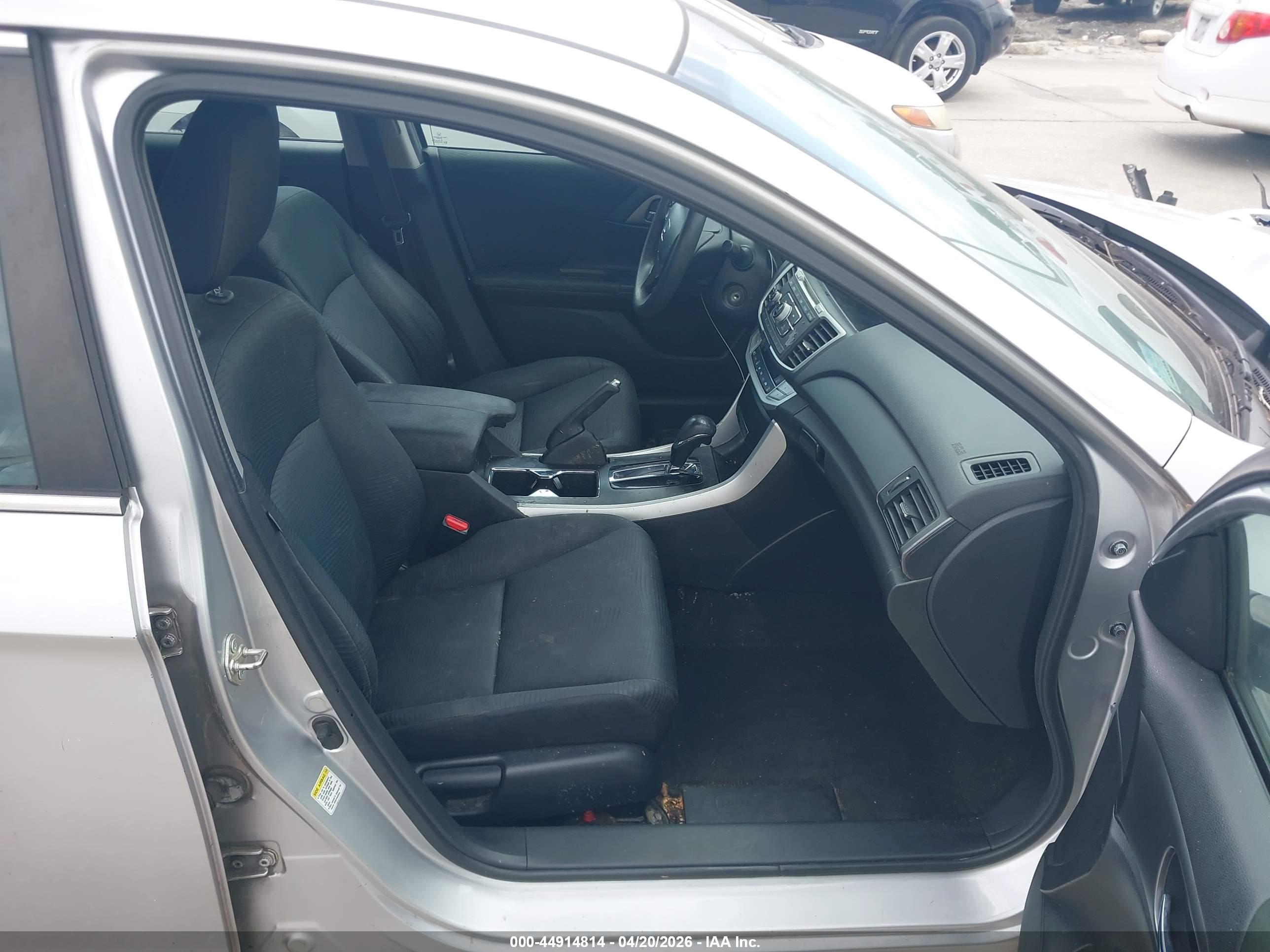 HONDA ACCORD image 5