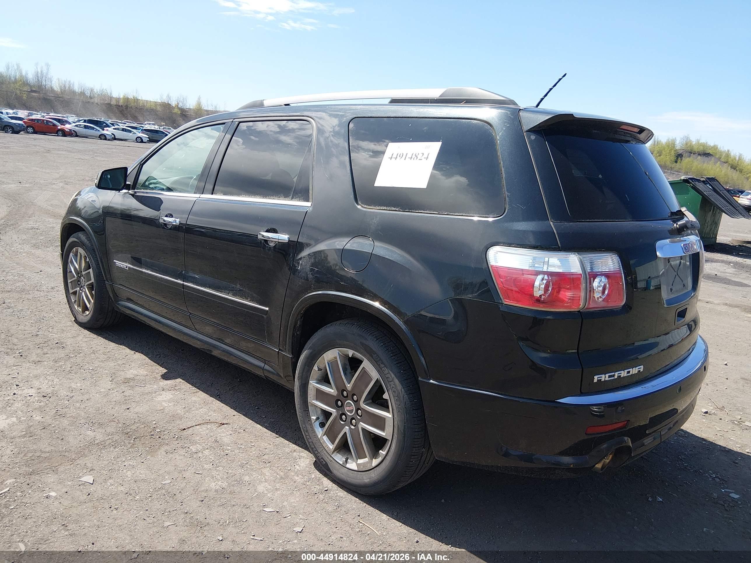 GMC ACADIA image 3