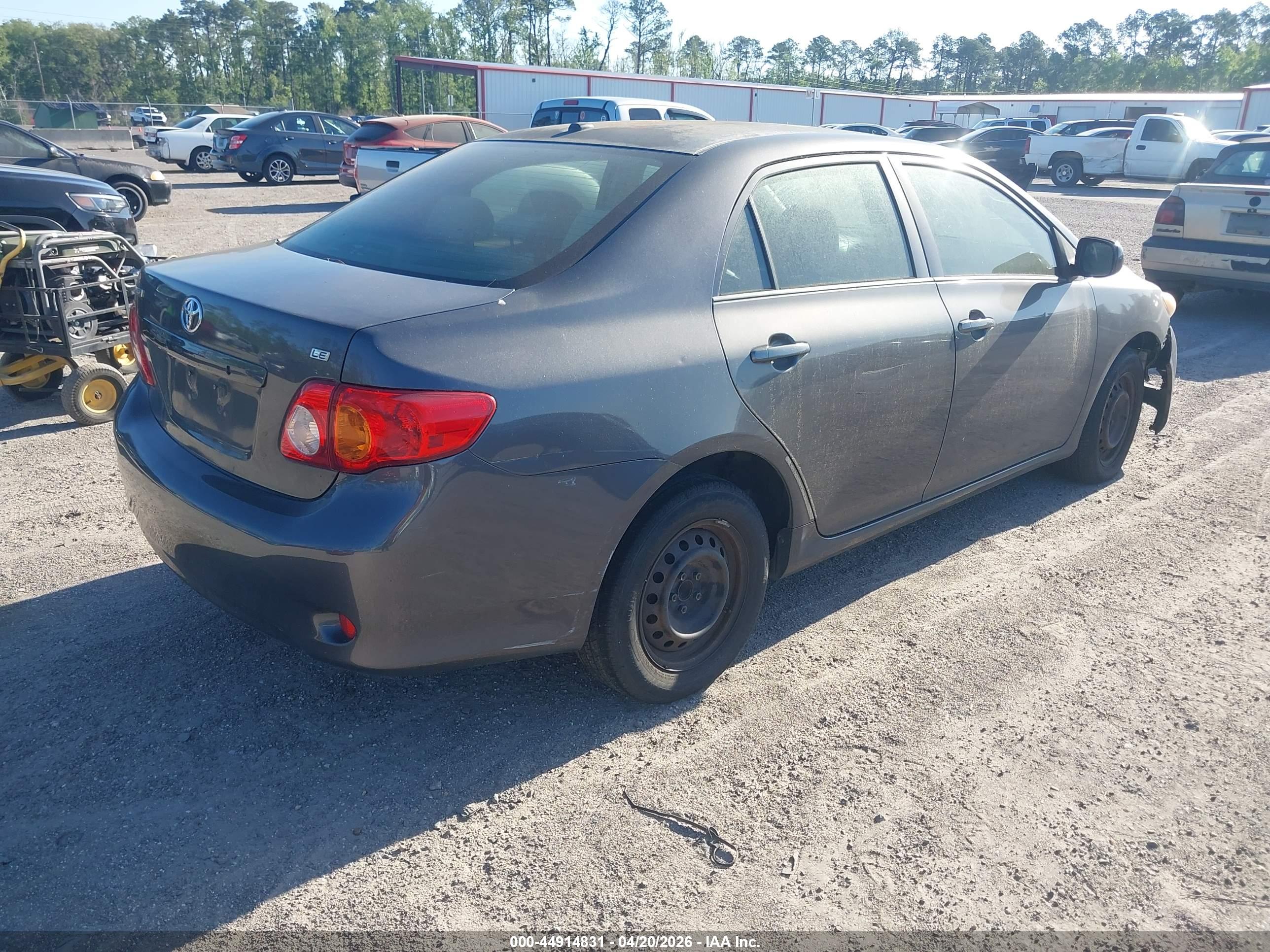 TOYOTA COROLLA image 4