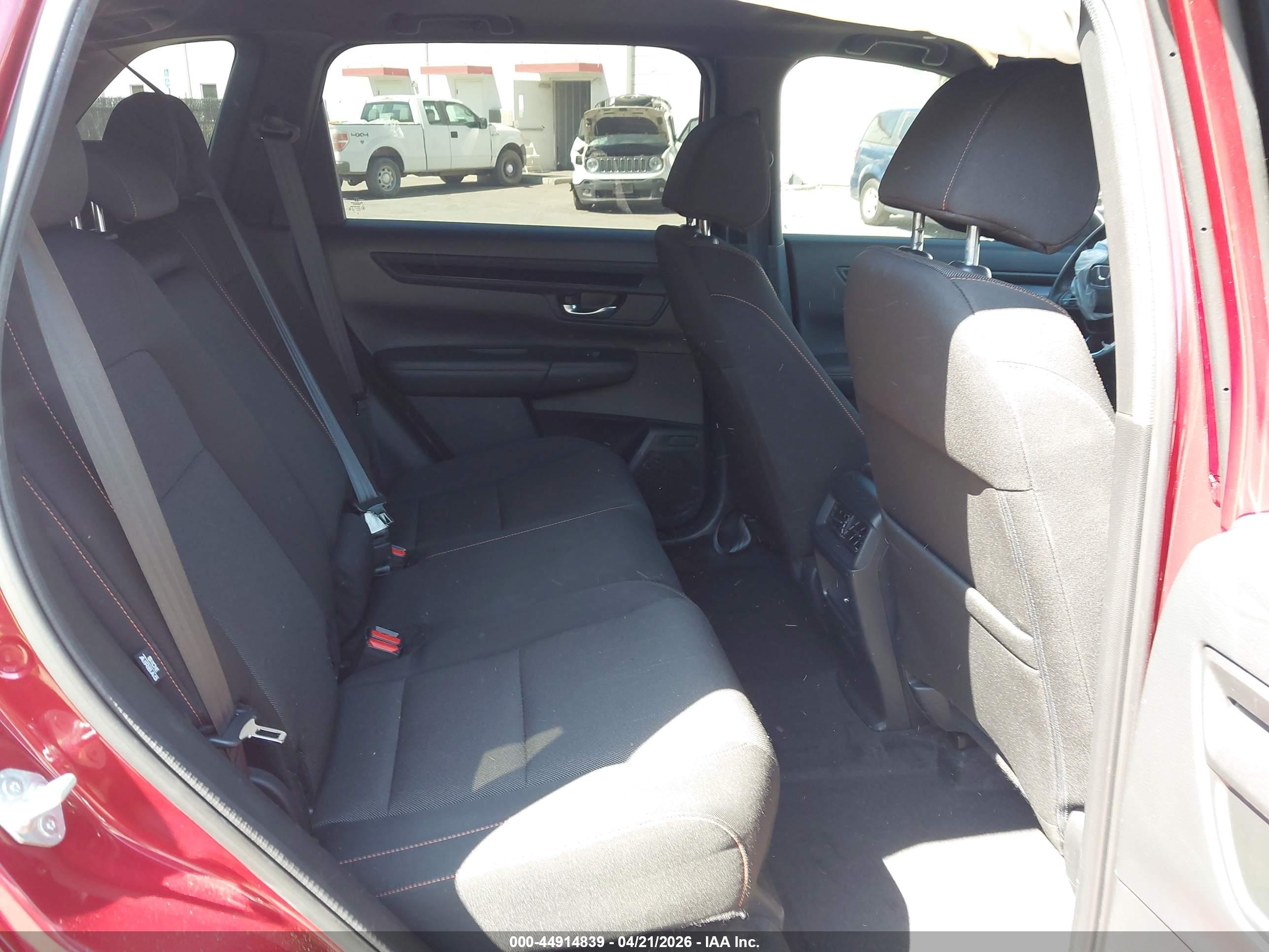 HONDA CR-V image 8