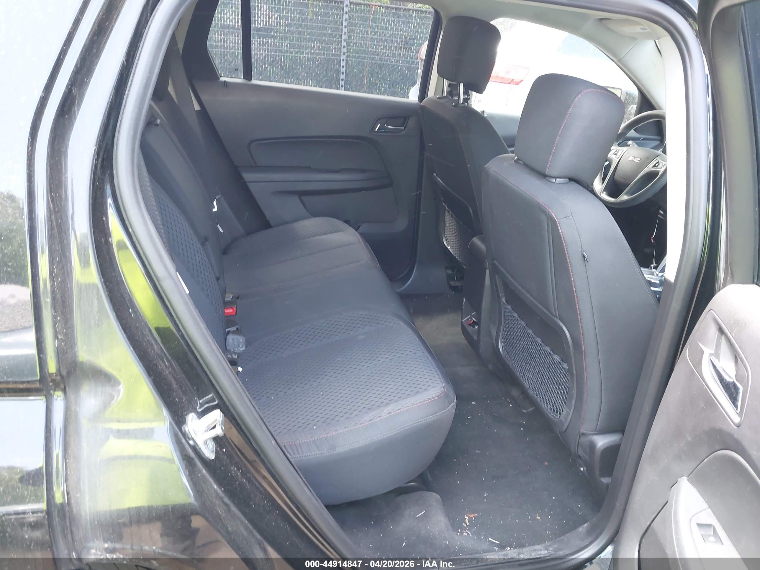 GMC TERRAIN image 8