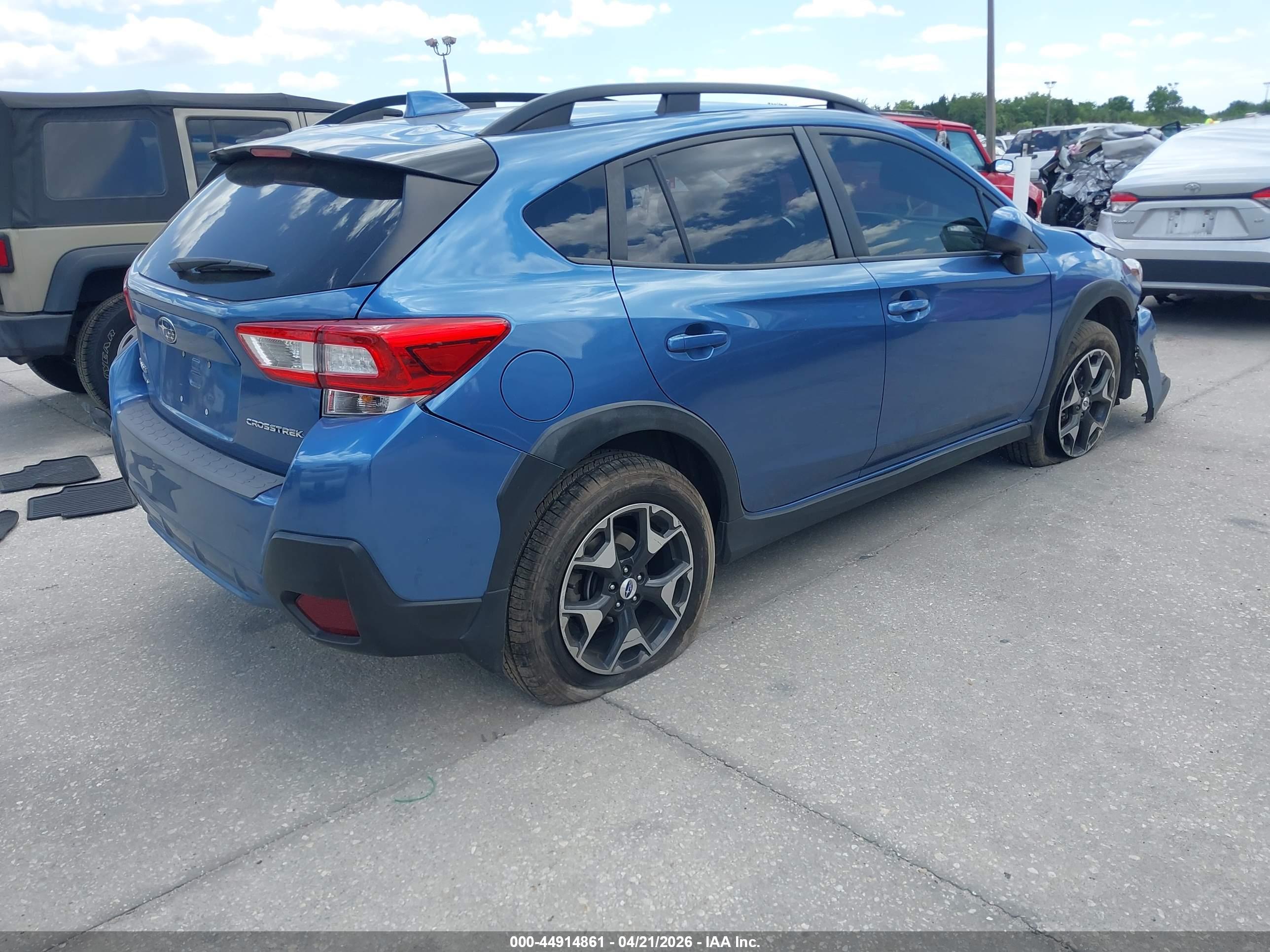SUBARU CROSSTREK image 4