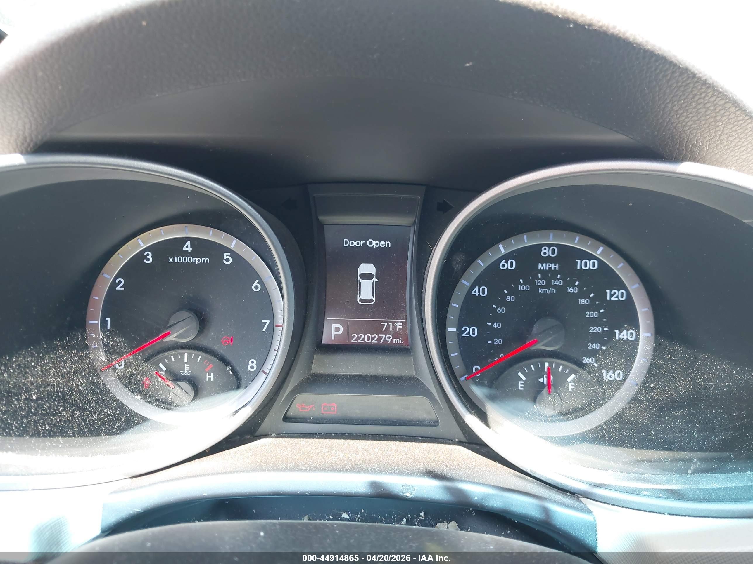 HYUNDAI SANTA image 7