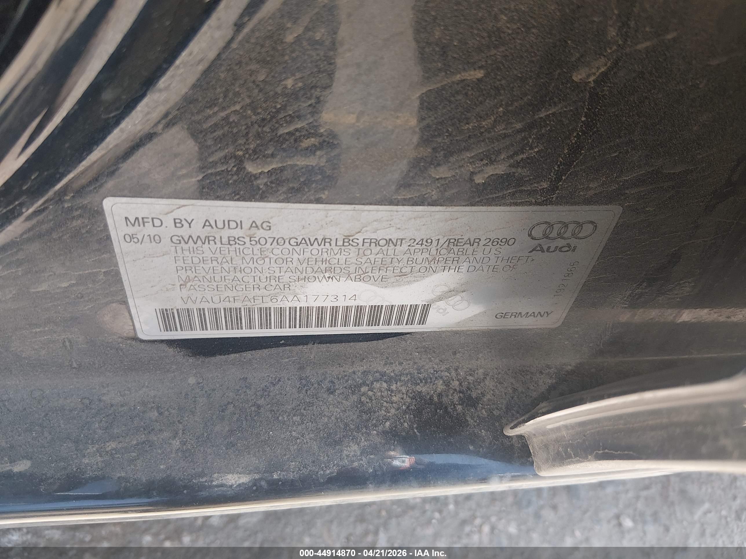 AUDI A4 image 9
