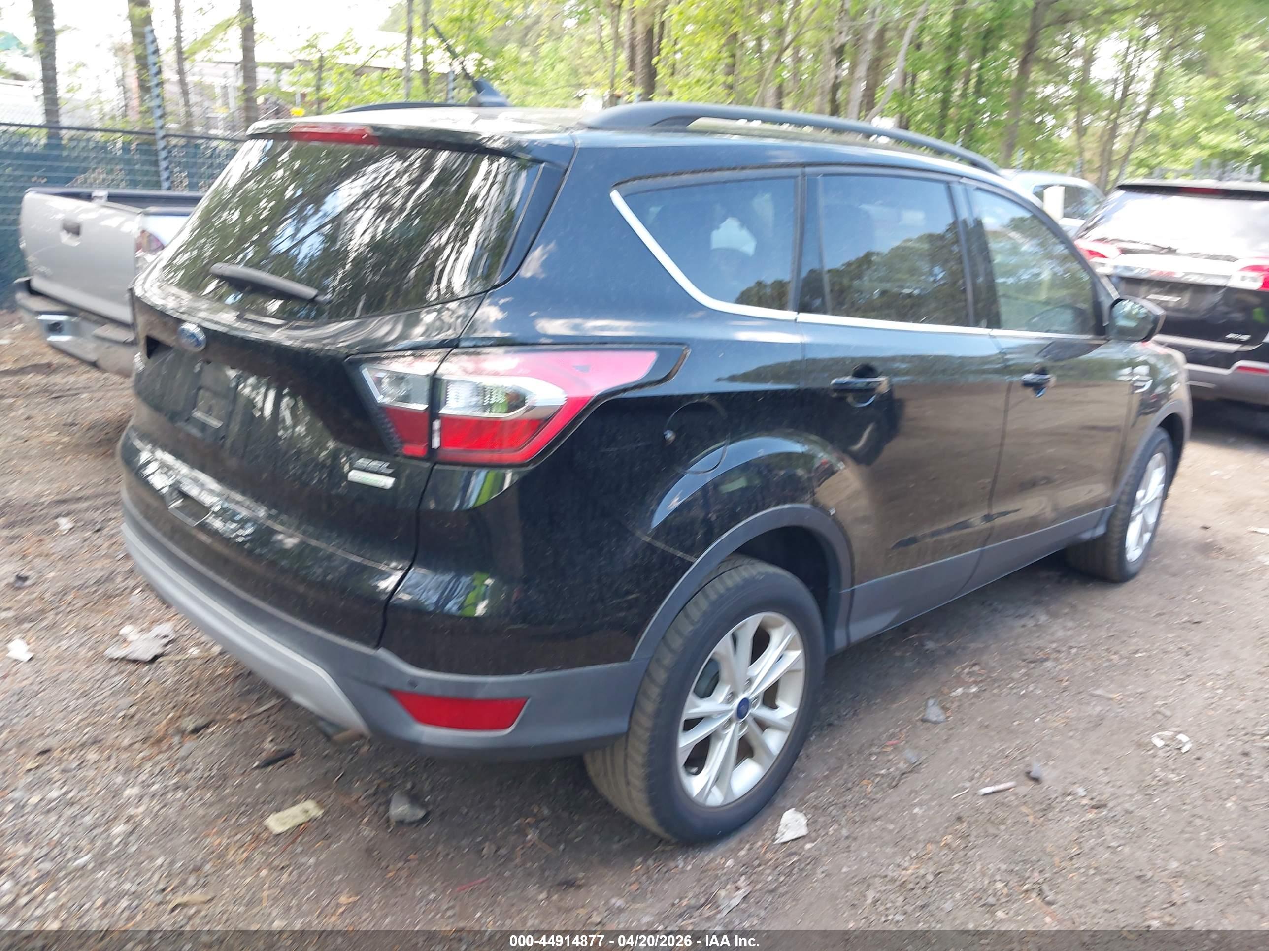 FORD ESCAPE image 4