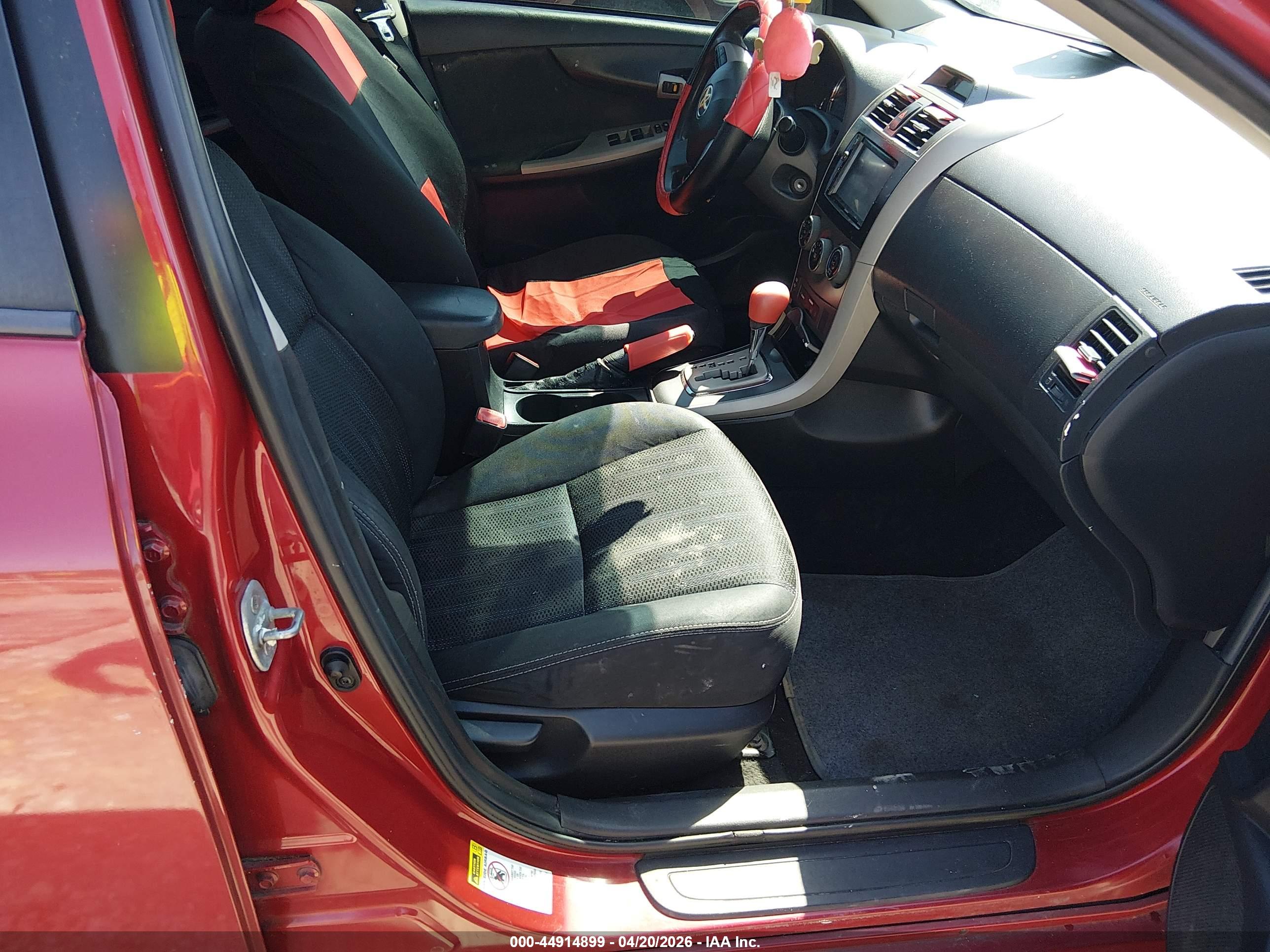 TOYOTA COROLLA image 5