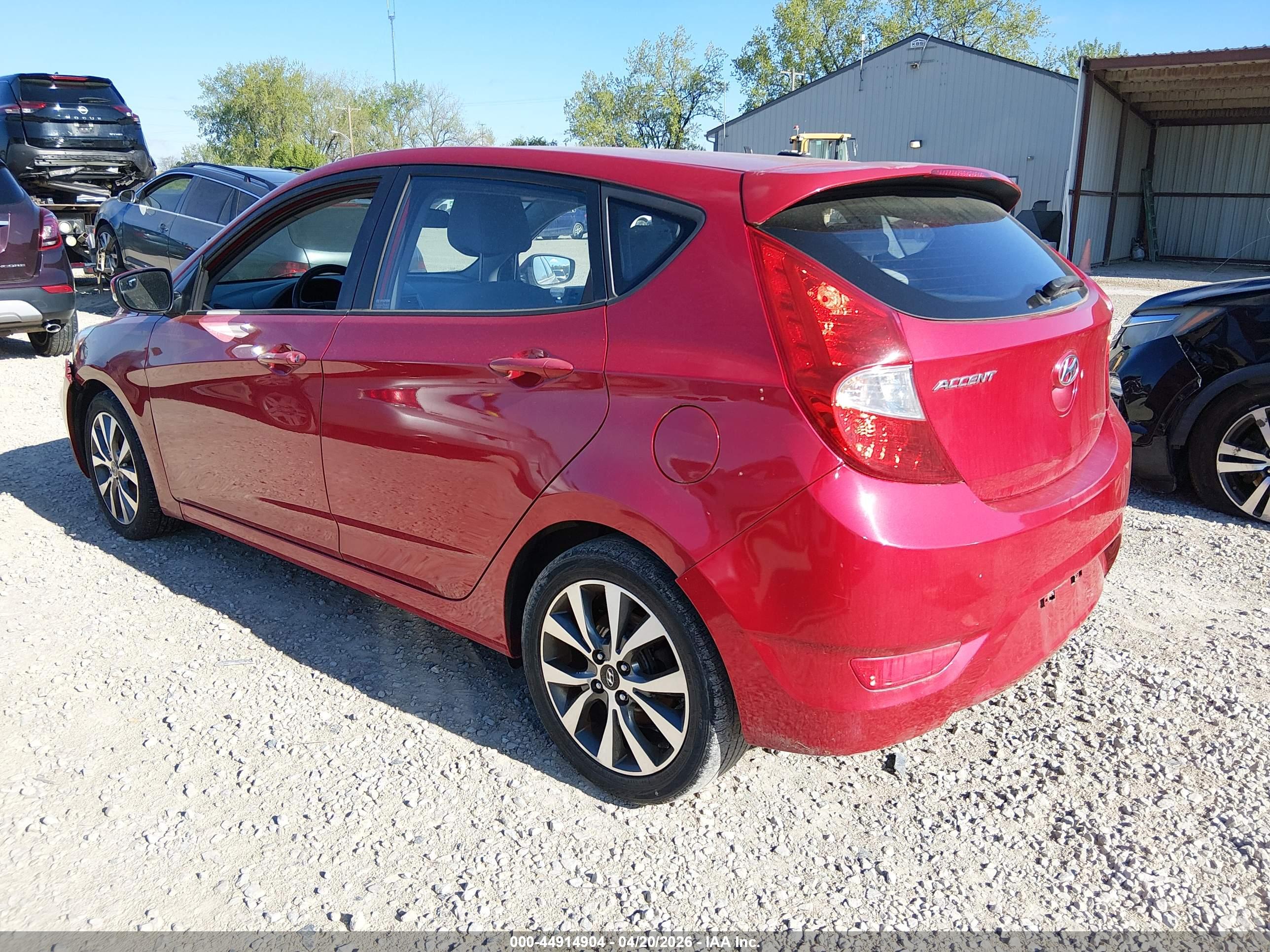 HYUNDAI ACCENT image 3