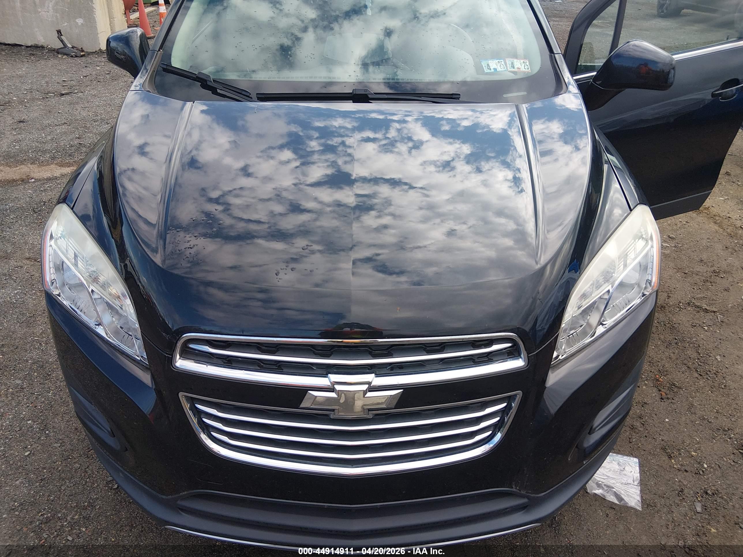 CHEVROLET TRAX image 6