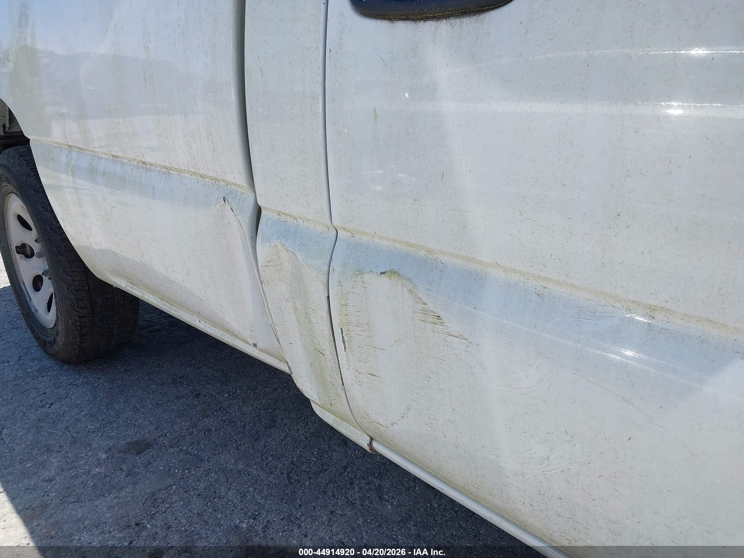 CHEVROLET SILVERADO image 6