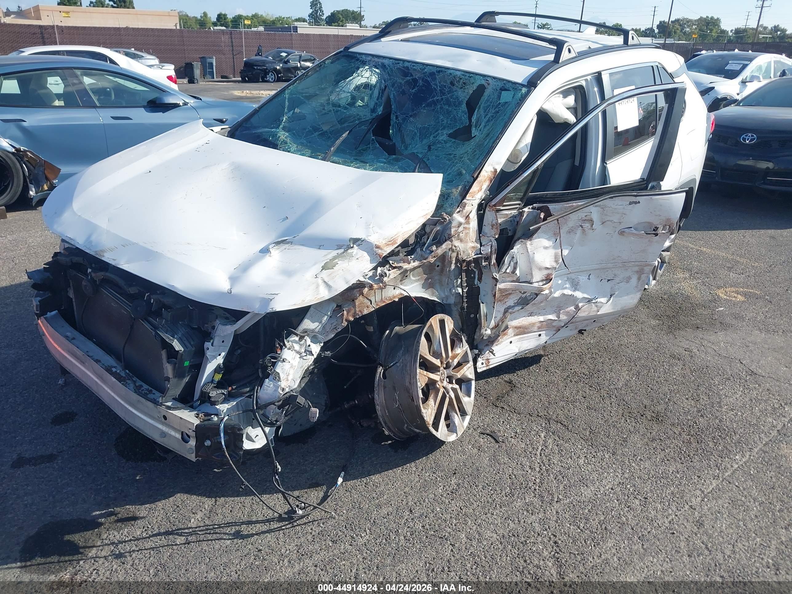 TOYOTA RAV4 image 2