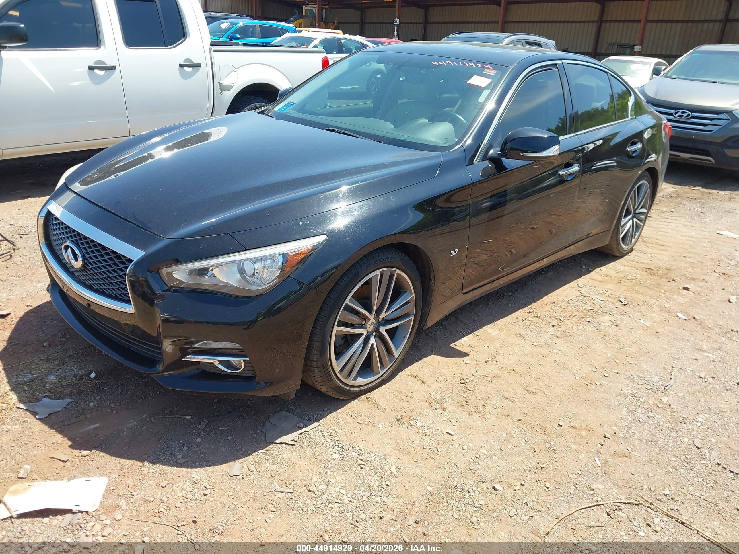 INFINITI Q50 image 2