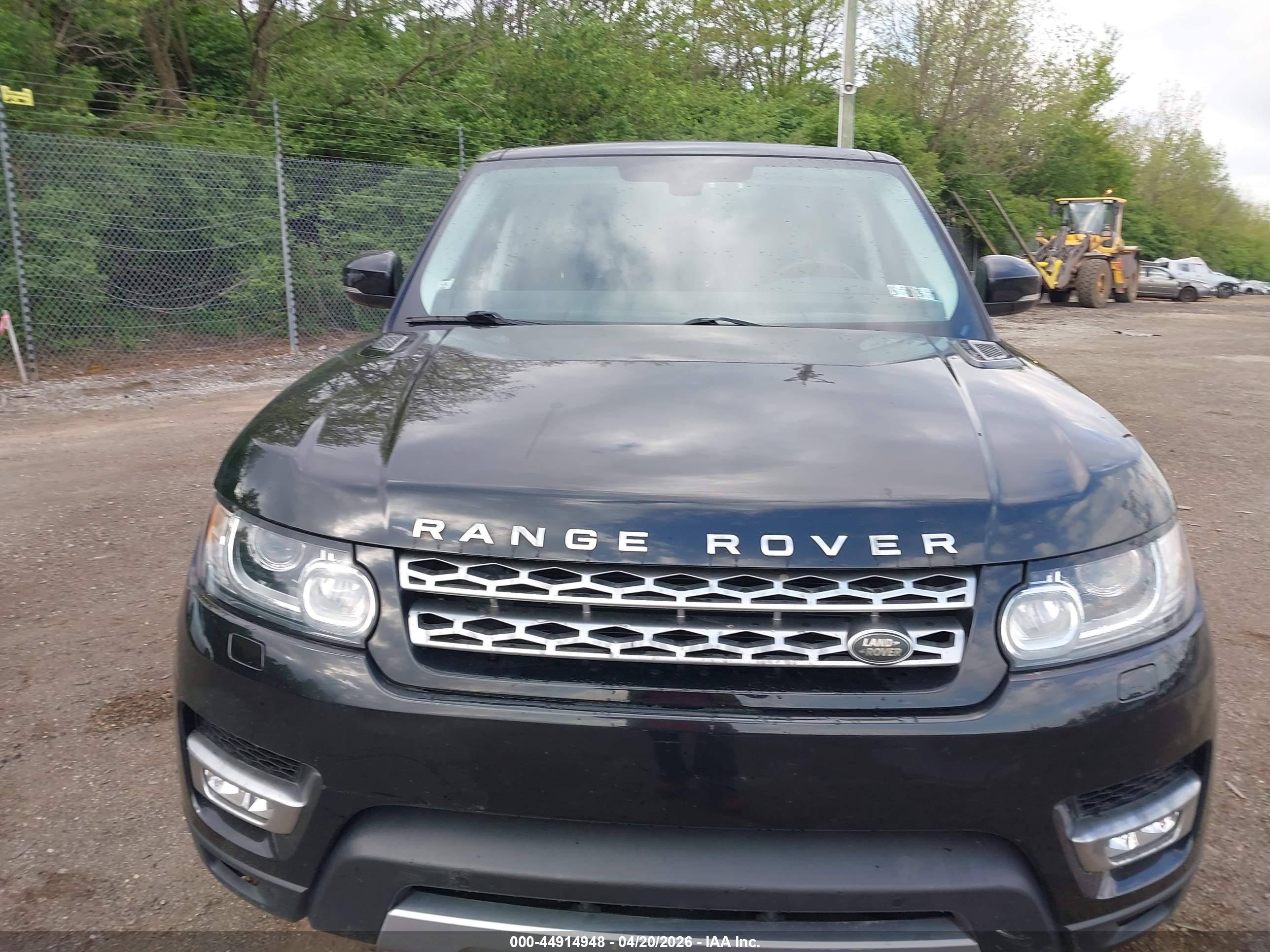 LAND ROVER image 6