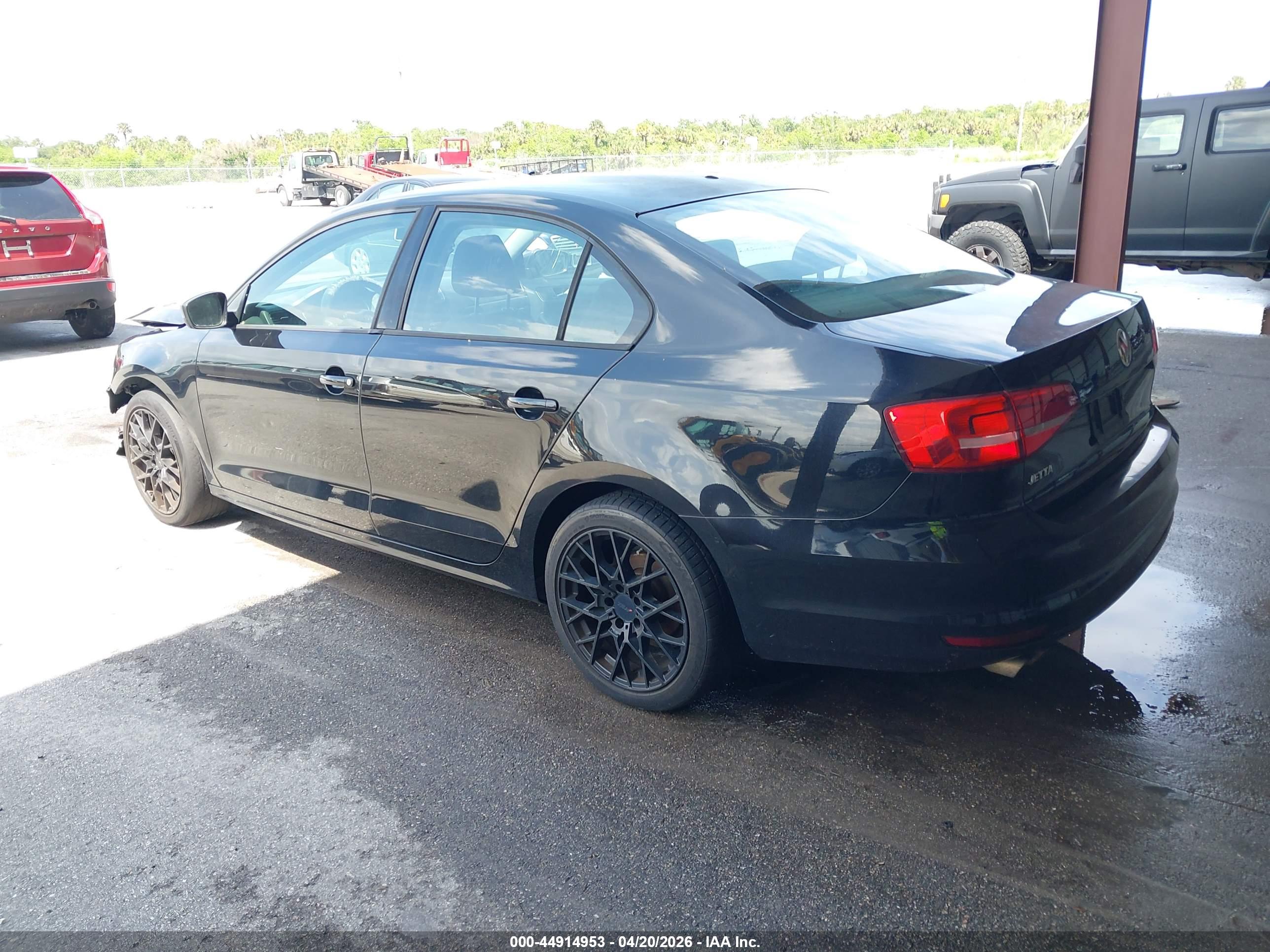 VOLKSWAGEN JETTA image 3