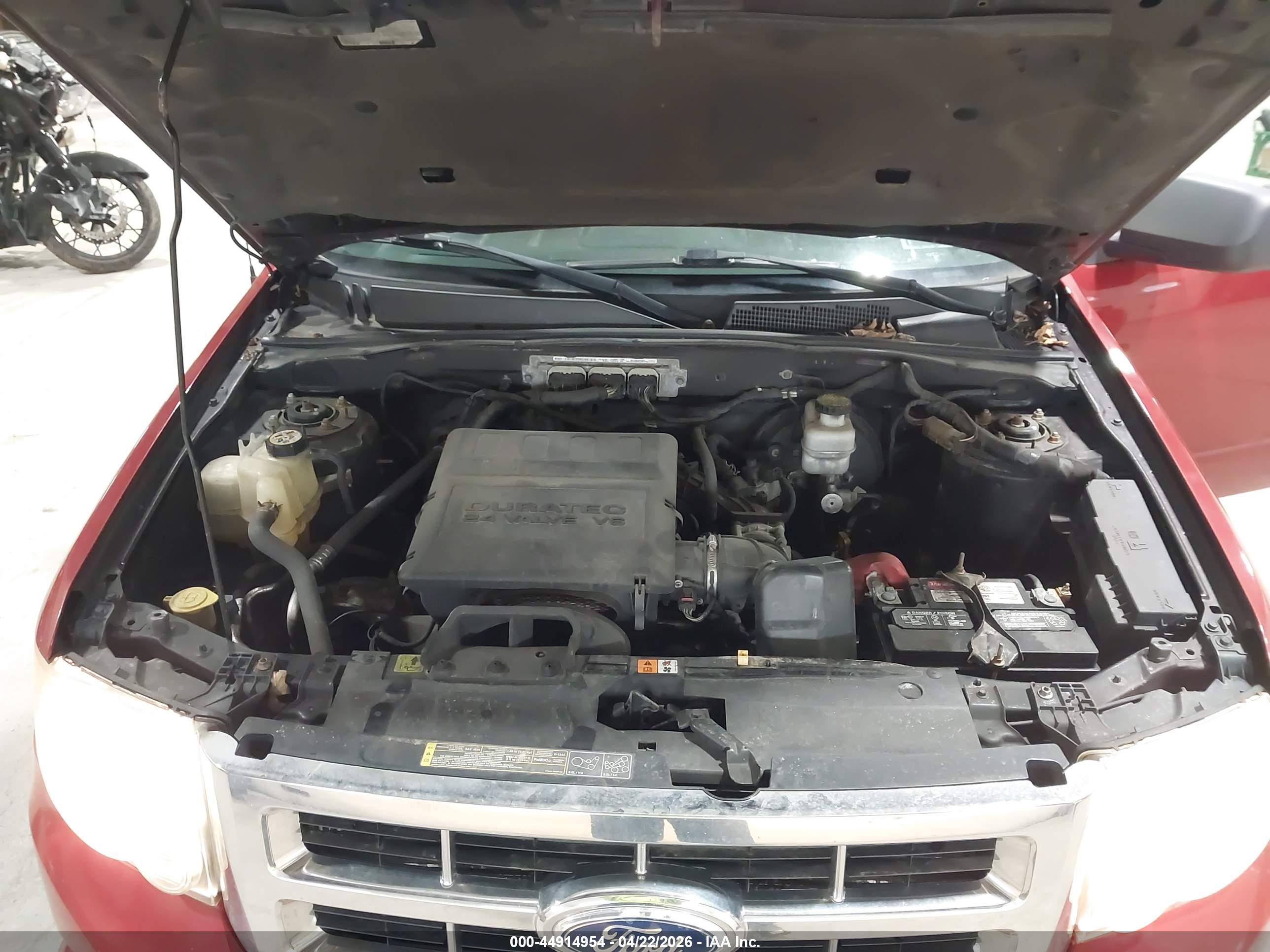 FORD ESCAPE image 10