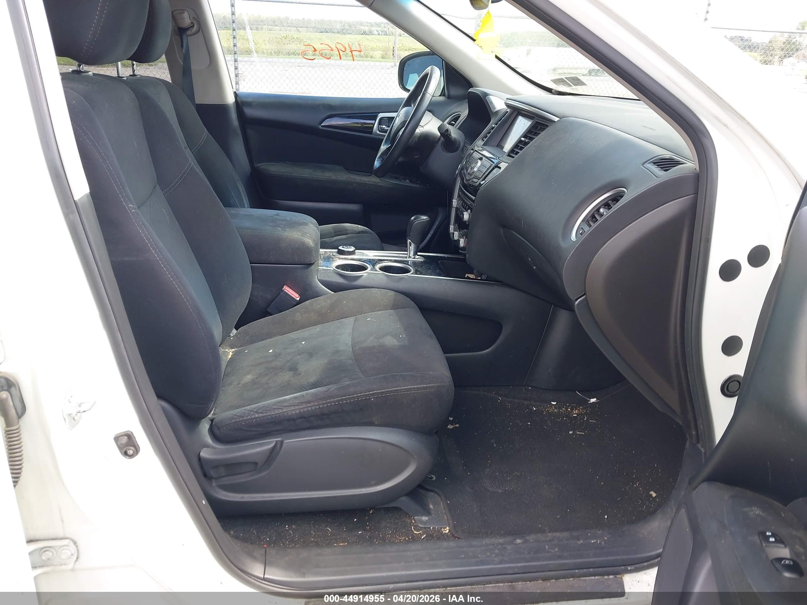 NISSAN PATHFINDER image 5