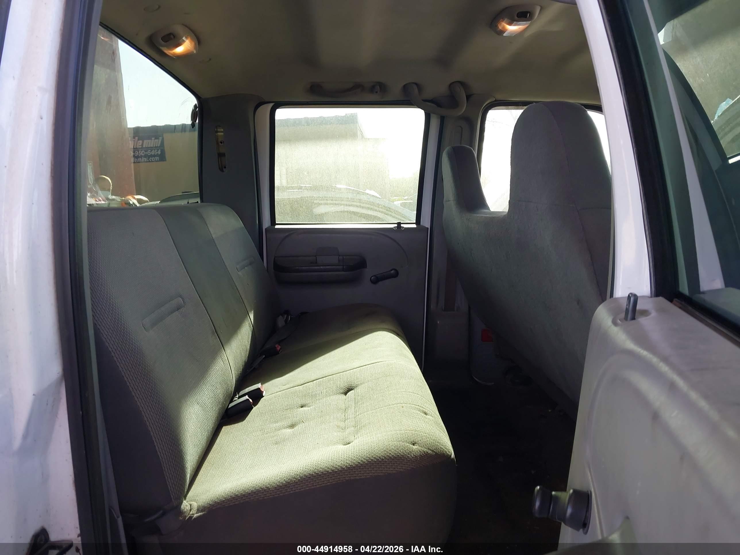 FORD F-250 image 8