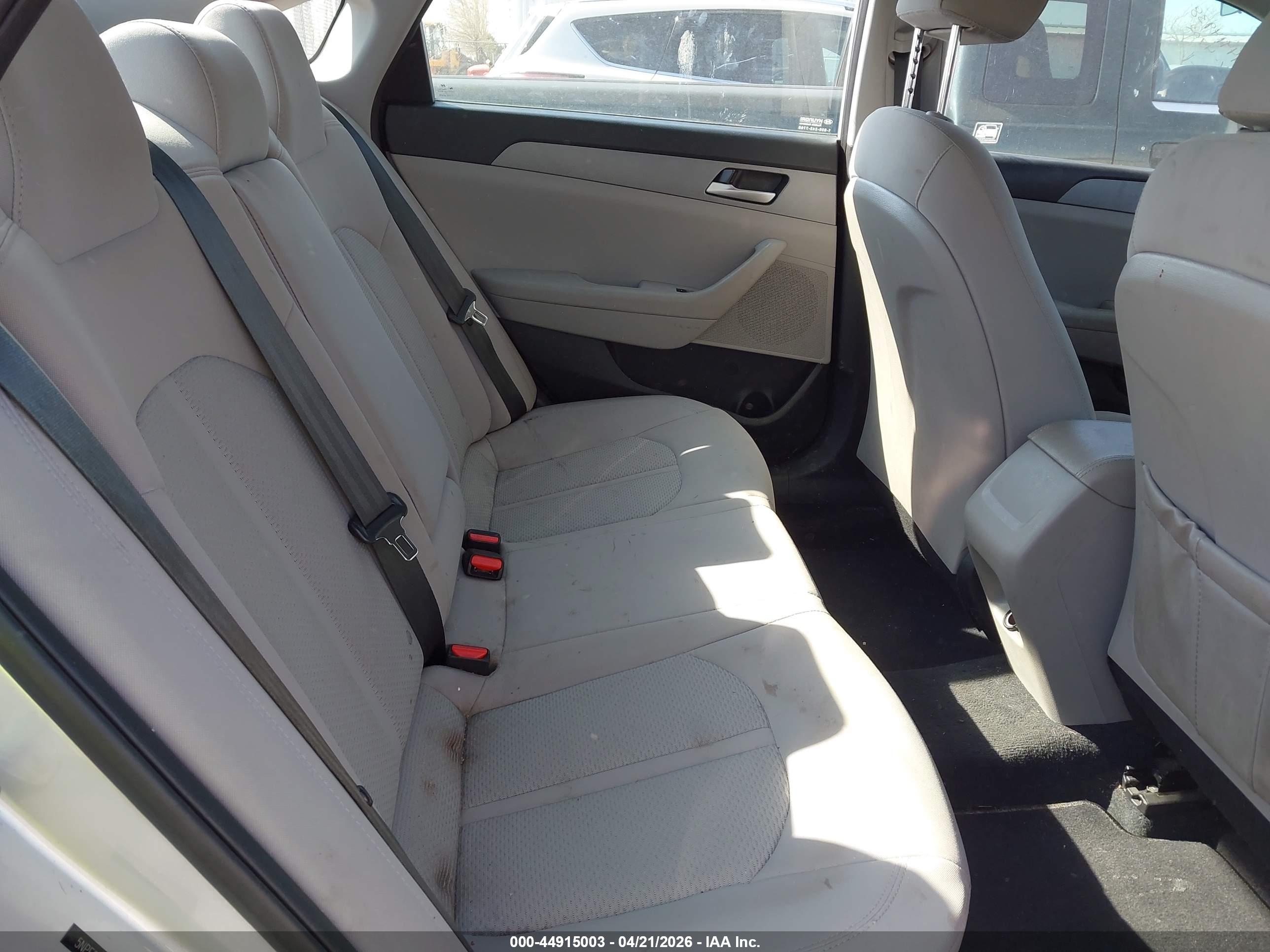 HYUNDAI SONATA image 8