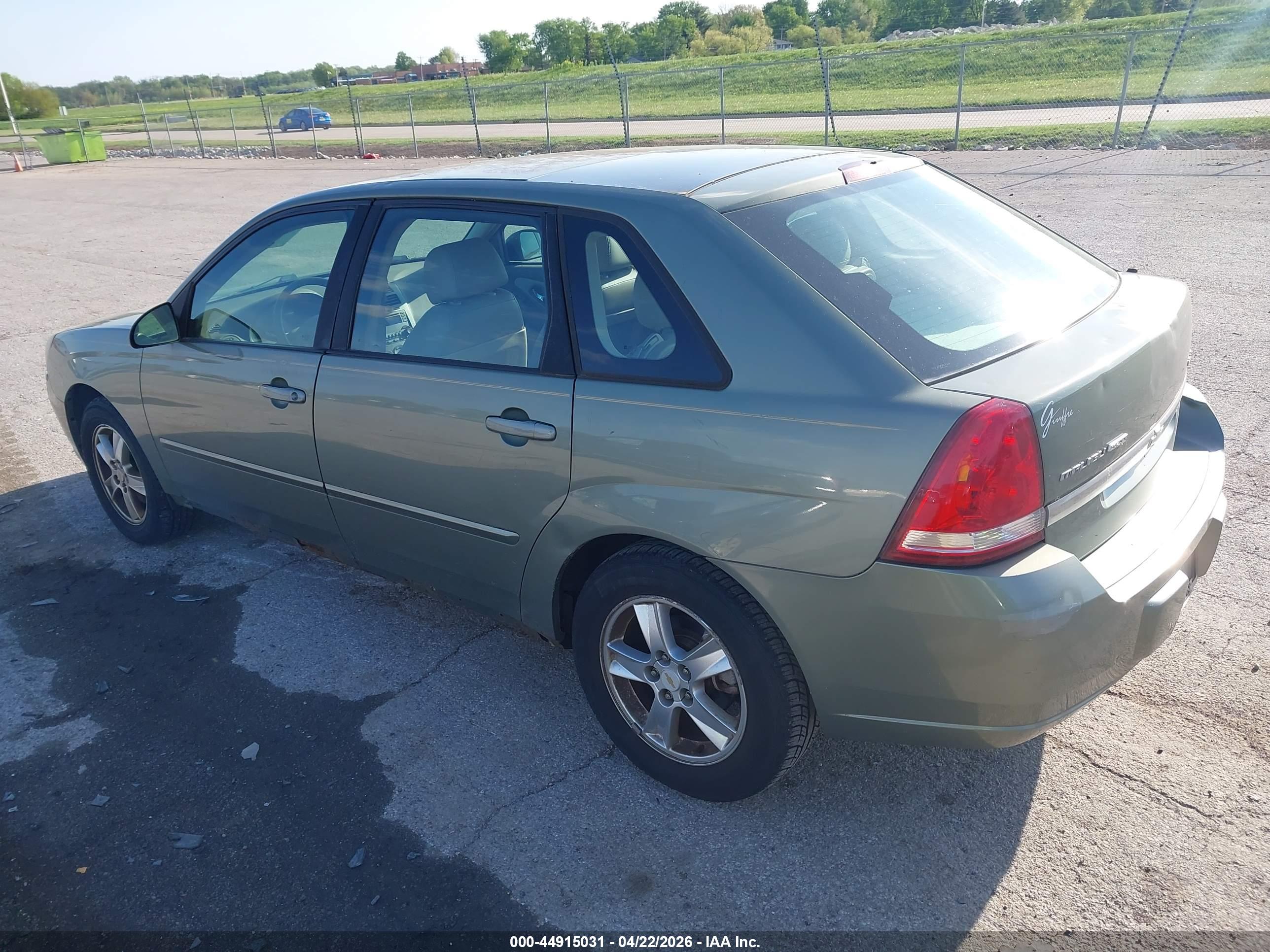 CHEVROLET MALIBU image 3