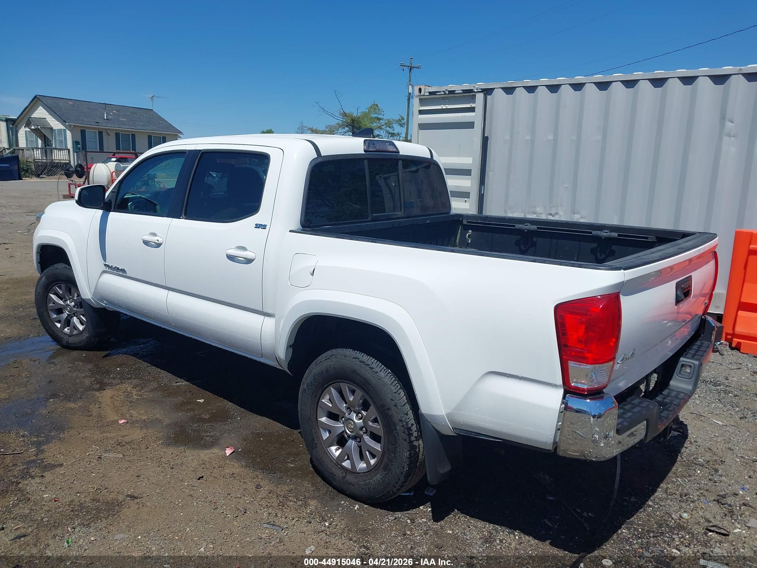 TOYOTA TACOMA image 3