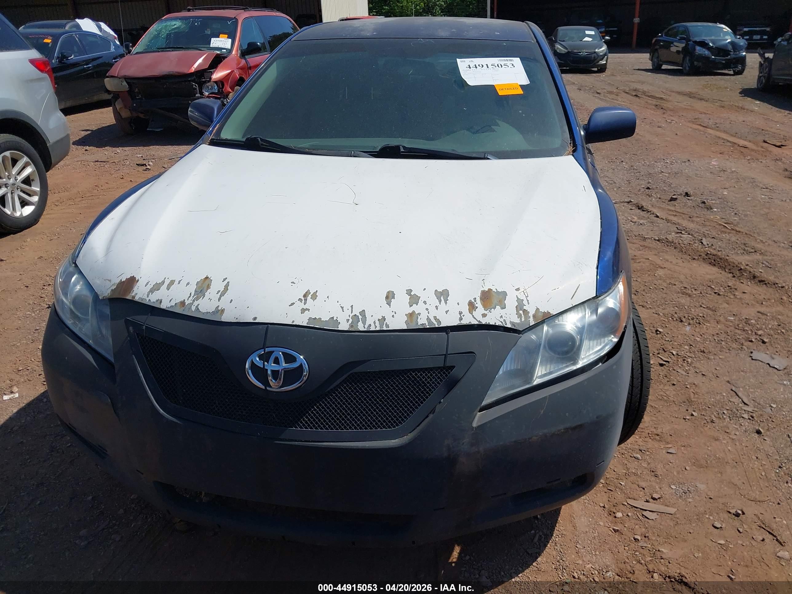 TOYOTA CAMRY image 6