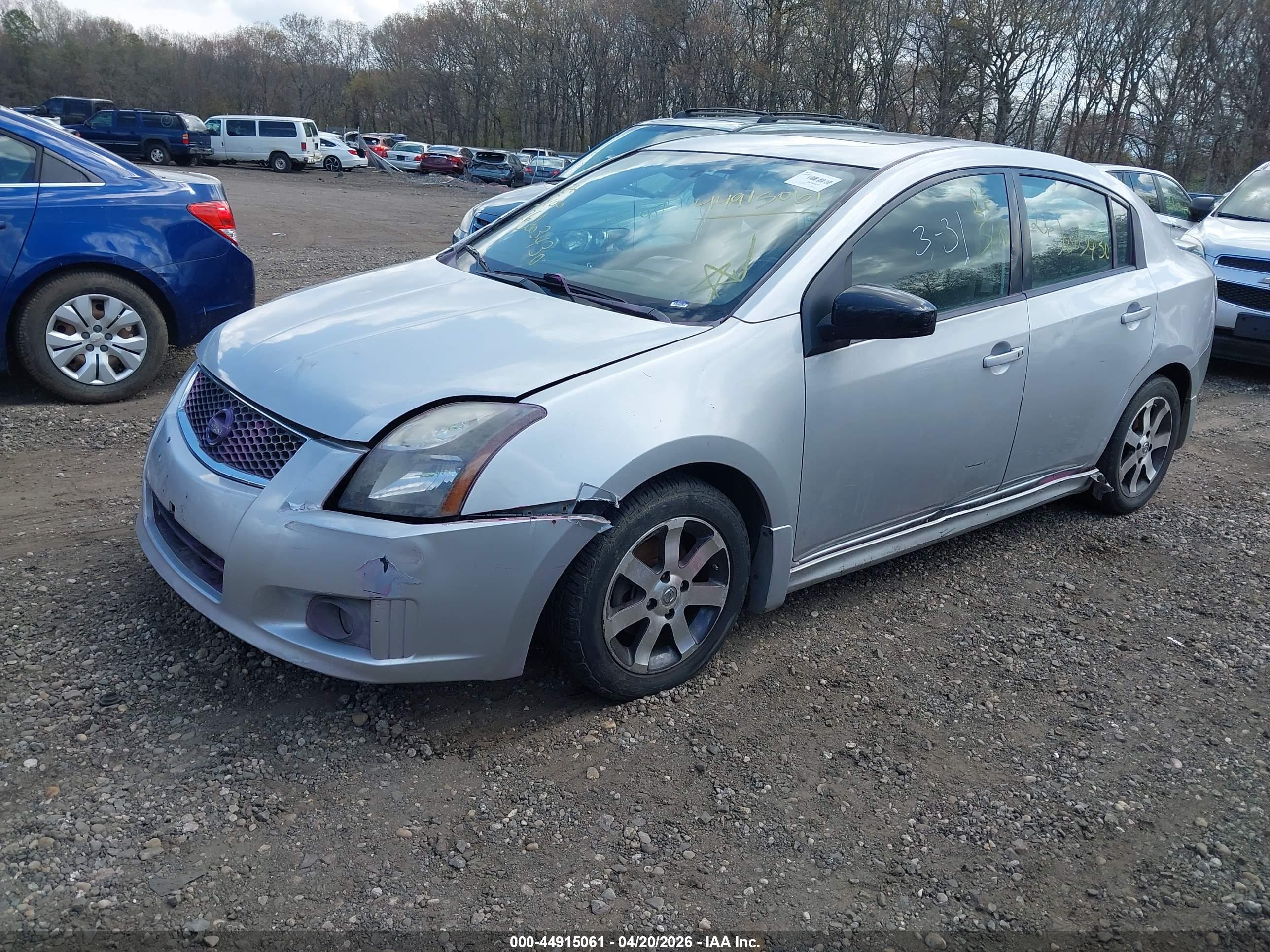 NISSAN SENTRA image 2