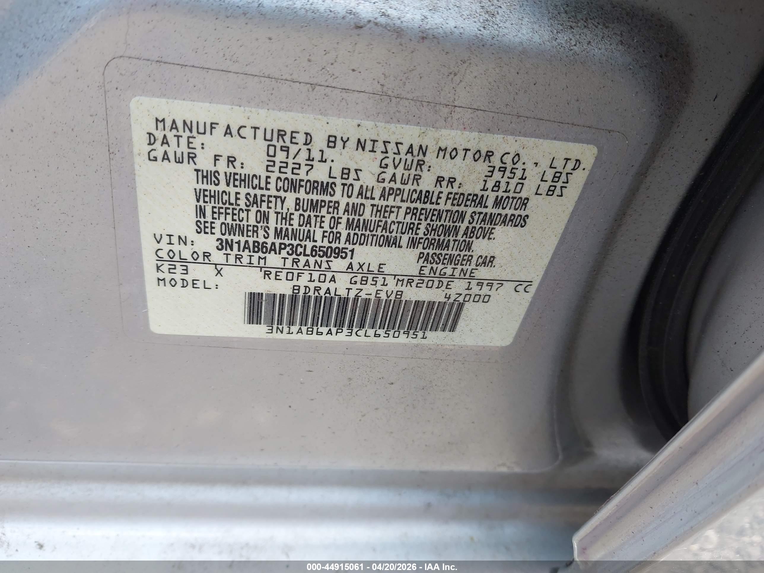 NISSAN SENTRA image 9