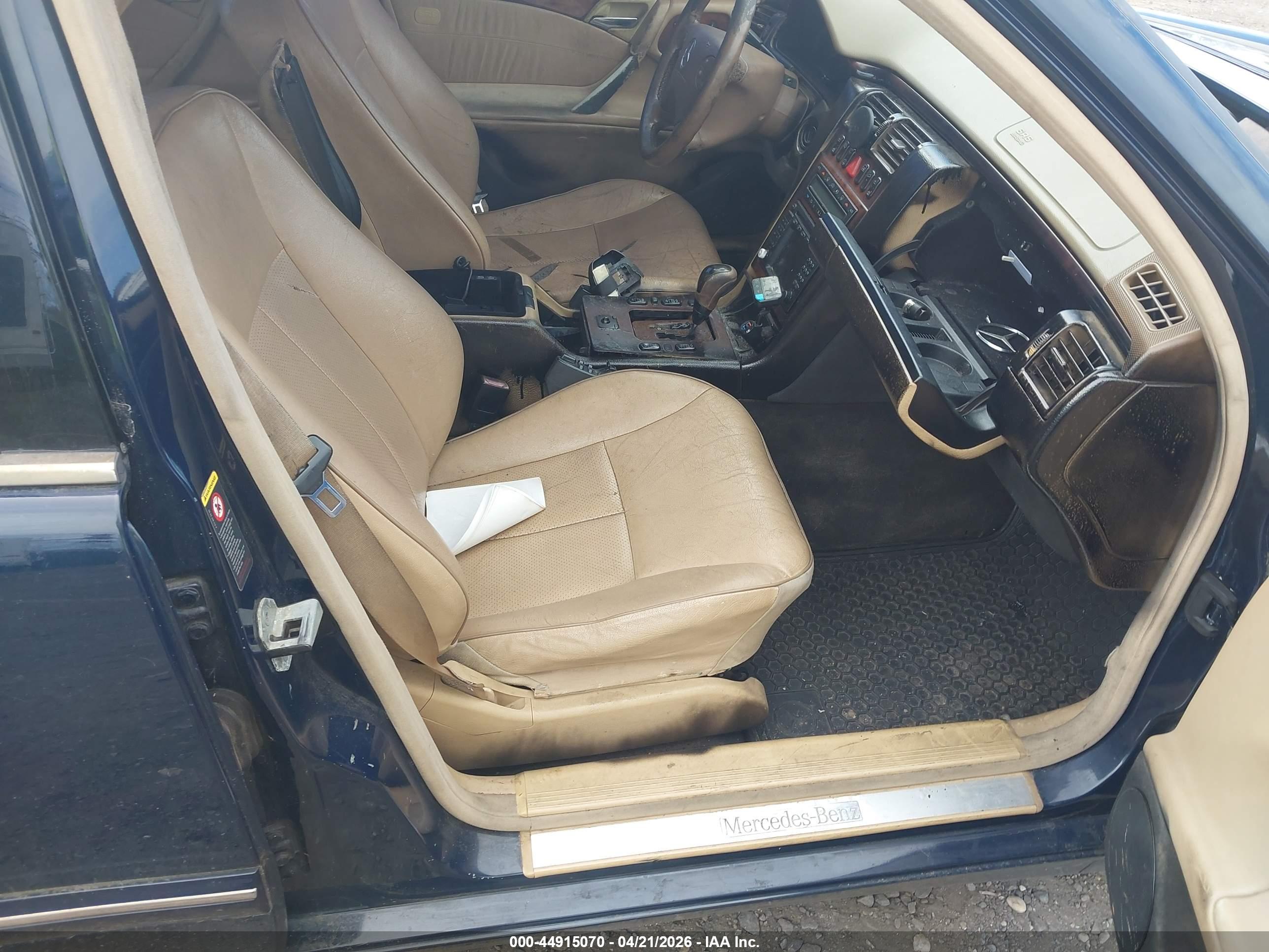MERCEDES-BENZ E image 5