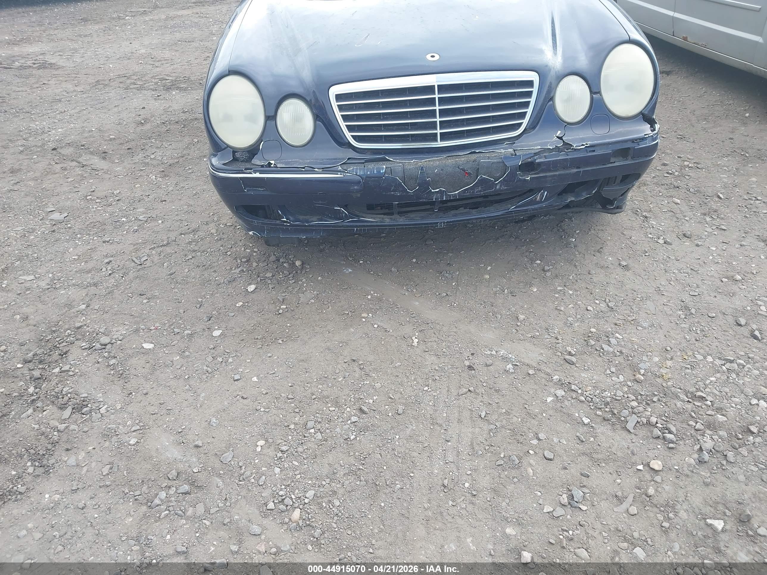 MERCEDES-BENZ E image 6