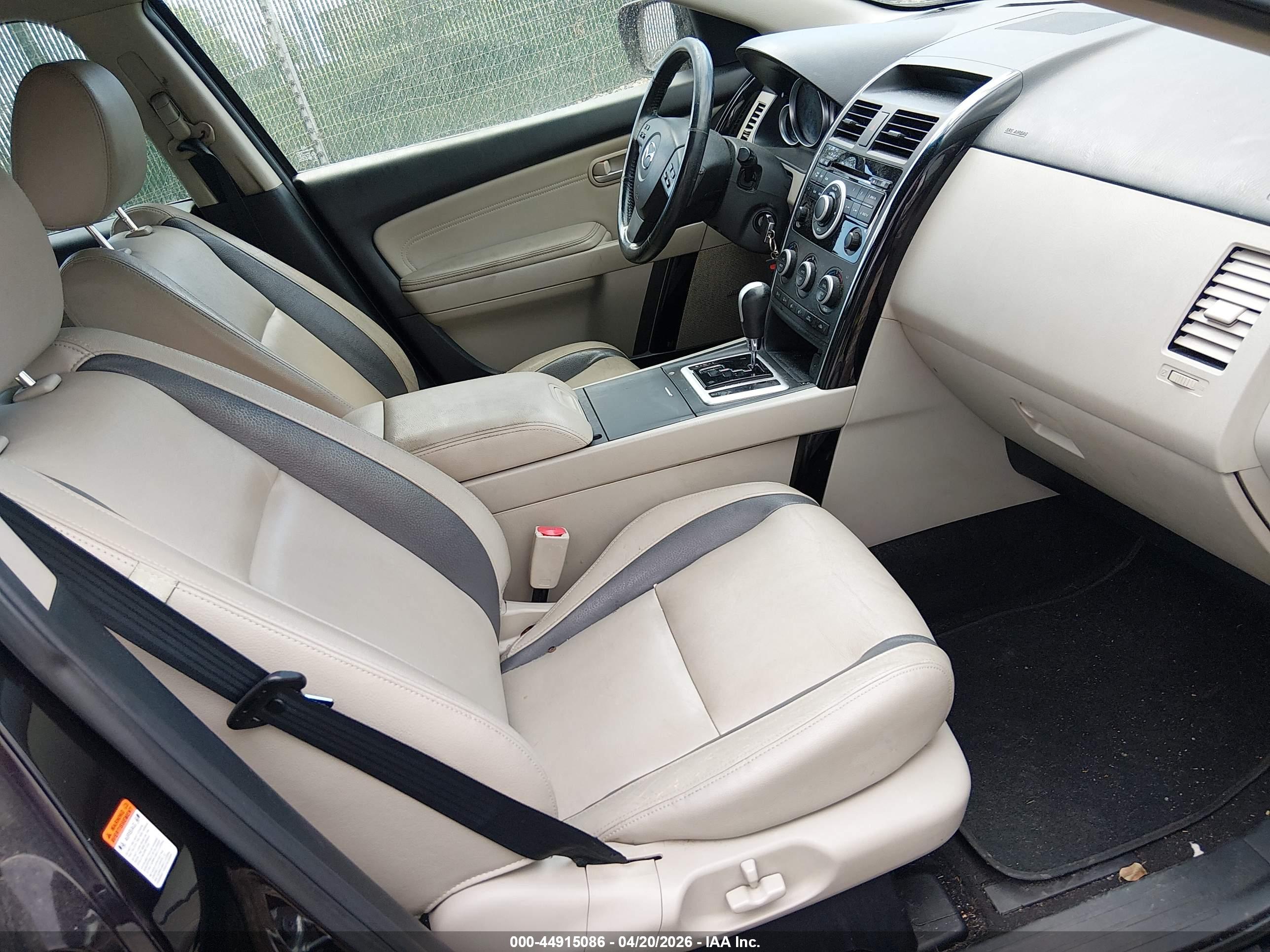MAZDA CX-9 image 5